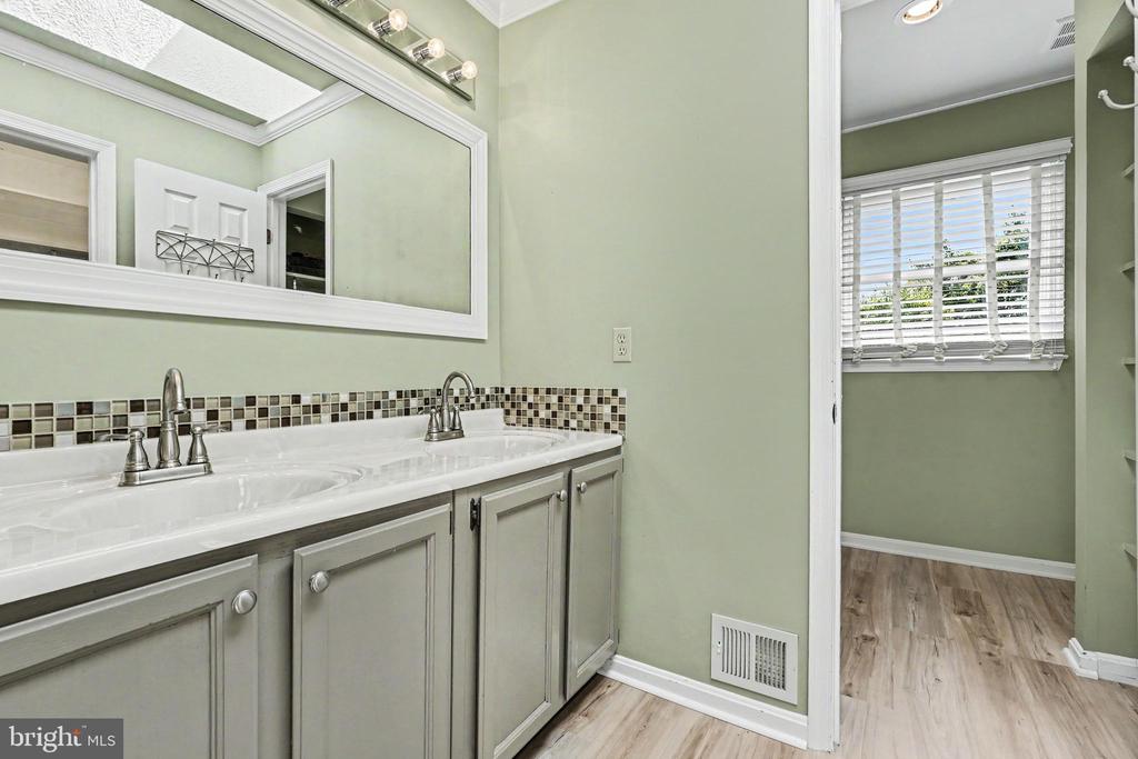 11218 BEAUCLAIRE BLVD, FREDERICKSBURG, Virginia 22408, 4 Bedrooms Bedrooms, ,2 BathroomsBathrooms,Residential,11218 BEAUCLAIRE BLVD,VASP2041544 MLS # VASP2041544 11218 BEAUCLAIRE BLVD, FREDERICKSBURG, Virginia 22408, 4 Bedrooms Bedrooms, ,2 BathroomsBathrooms,Residential,11218 BEAUCLAIRE BLVD,VASP2041544 MLS # VASP2041544