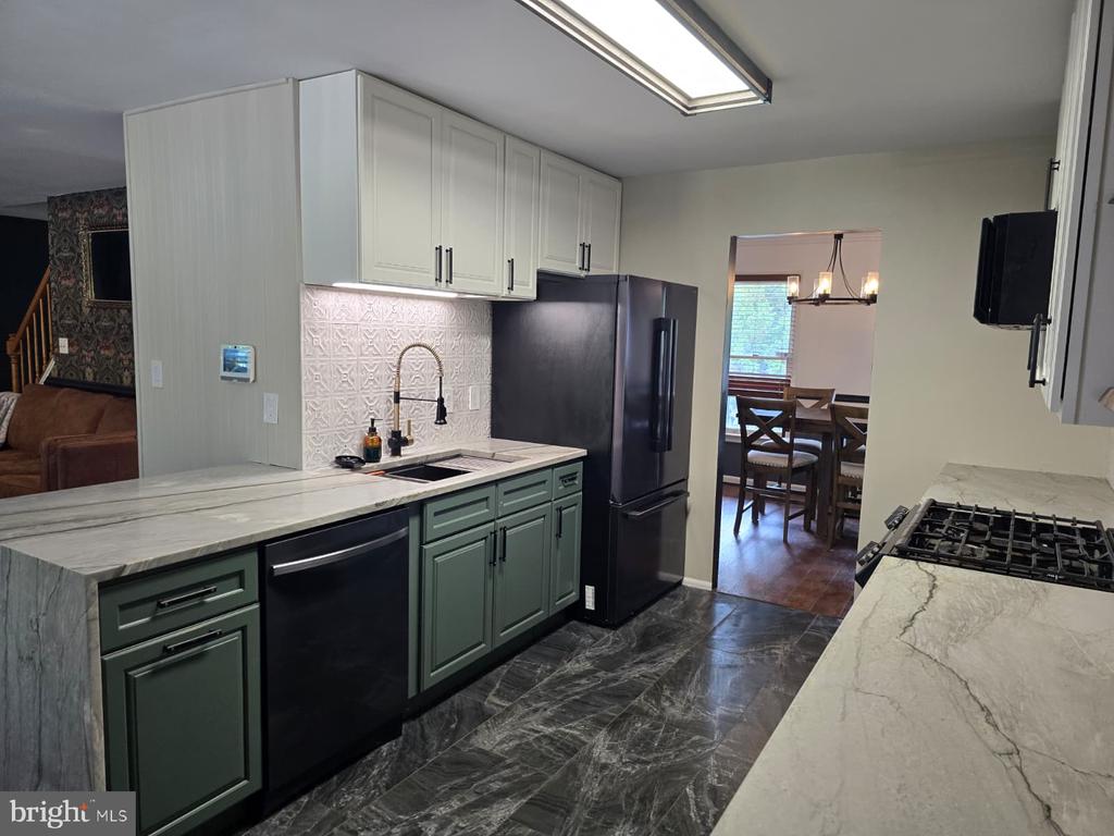 9909 WELLFORD CT, FREDERICKSBURG, Virginia 22407, 4 Bedrooms Bedrooms, ,3 BathroomsBathrooms,Residential,9909 WELLFORD CT,VASP2042266 MLS # VASP2042266 9909 WELLFORD CT, FREDERICKSBURG, Virginia 22407, 4 Bedrooms Bedrooms, ,3 BathroomsBathrooms,Residential,9909 WELLFORD CT,VASP2042266 MLS # VASP2042266