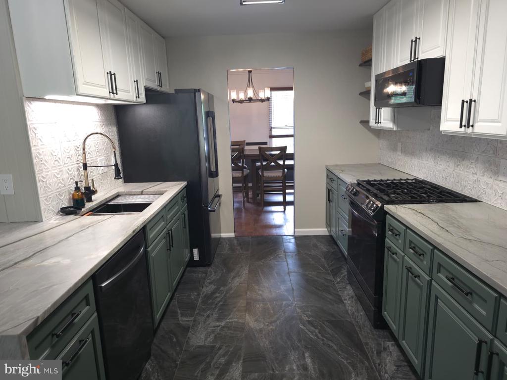9909 WELLFORD CT, FREDERICKSBURG, Virginia 22407, 4 Bedrooms Bedrooms, ,3 BathroomsBathrooms,Residential,9909 WELLFORD CT,VASP2042266 MLS # VASP2042266 9909 WELLFORD CT, FREDERICKSBURG, Virginia 22407, 4 Bedrooms Bedrooms, ,3 BathroomsBathrooms,Residential,9909 WELLFORD CT,VASP2042266 MLS # VASP2042266