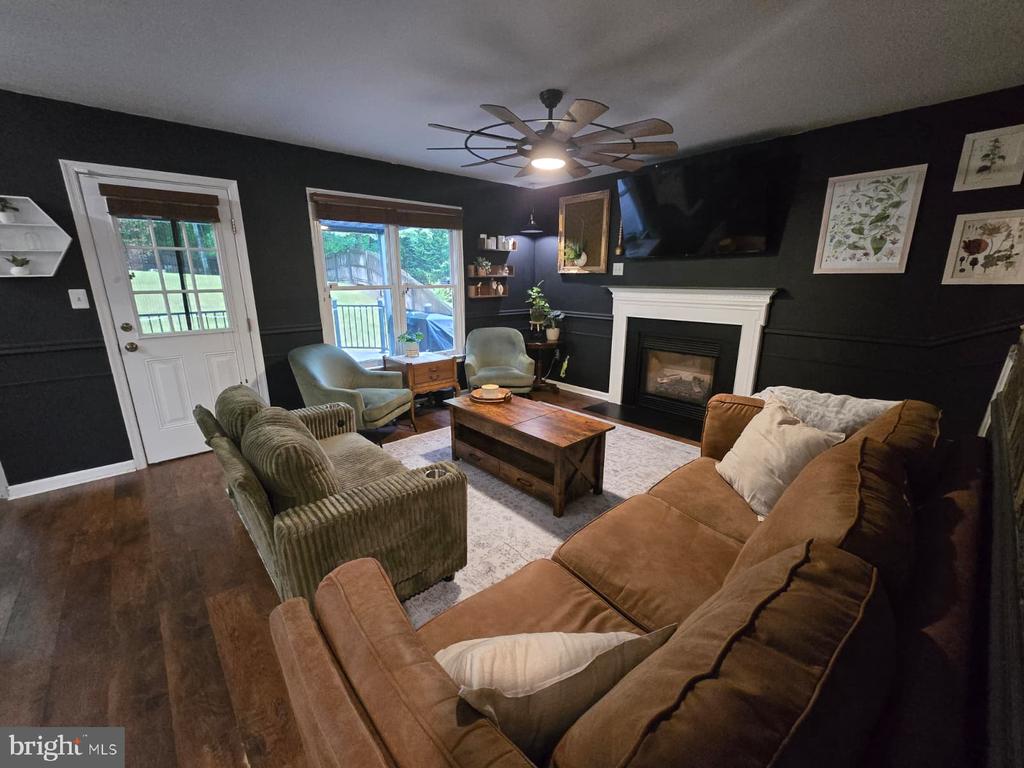9909 WELLFORD CT, FREDERICKSBURG, Virginia 22407, 4 Bedrooms Bedrooms, ,3 BathroomsBathrooms,Residential,9909 WELLFORD CT,VASP2042266 MLS # VASP2042266 9909 WELLFORD CT, FREDERICKSBURG, Virginia 22407, 4 Bedrooms Bedrooms, ,3 BathroomsBathrooms,Residential,9909 WELLFORD CT,VASP2042266 MLS # VASP2042266