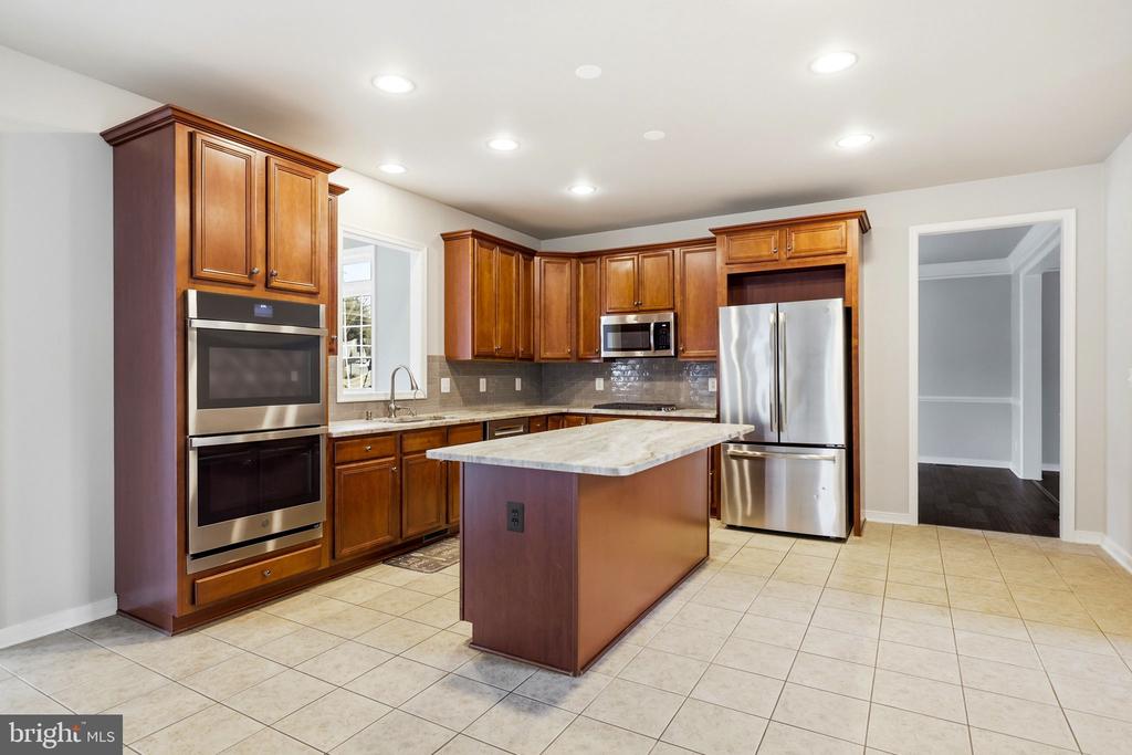 11910 BIG BEN BLVD, FREDERICKSBURG, Virginia 22407, 4 Bedrooms Bedrooms, ,3 BathroomsBathrooms,Residential,11910 BIG BEN BLVD,VASP2042118 MLS # VASP2042118