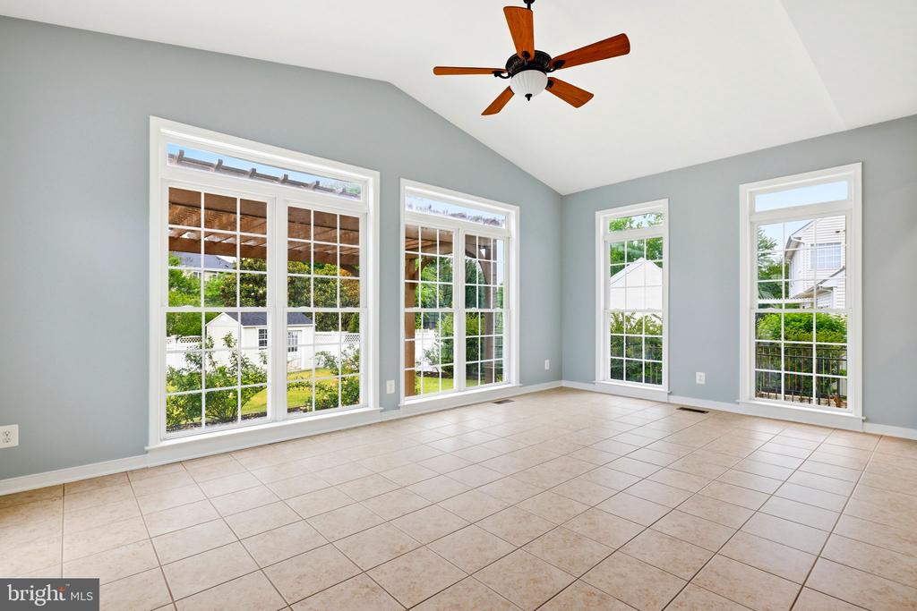 11910 BIG BEN BLVD, FREDERICKSBURG, Virginia 22407, 4 Bedrooms Bedrooms, ,3 BathroomsBathrooms,Residential,11910 BIG BEN BLVD,VASP2042118 MLS # VASP2042118