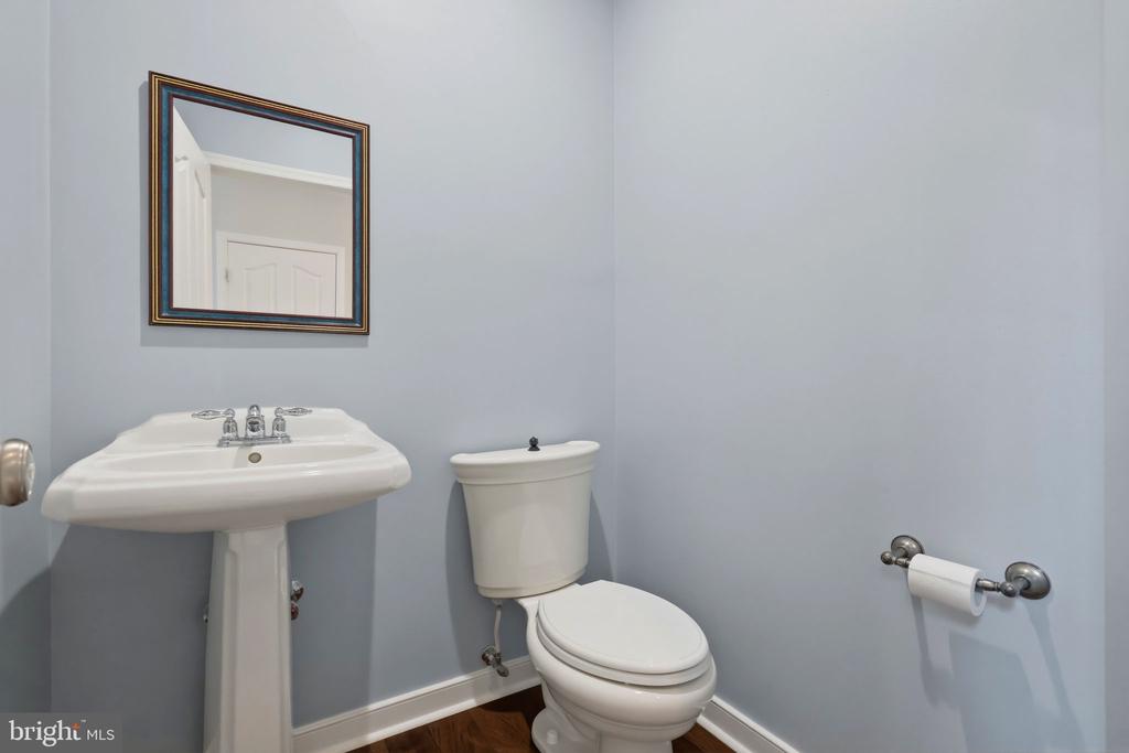 11910 BIG BEN BLVD, FREDERICKSBURG, Virginia 22407, 4 Bedrooms Bedrooms, ,3 BathroomsBathrooms,Residential,11910 BIG BEN BLVD,VASP2042118 MLS # VASP2042118