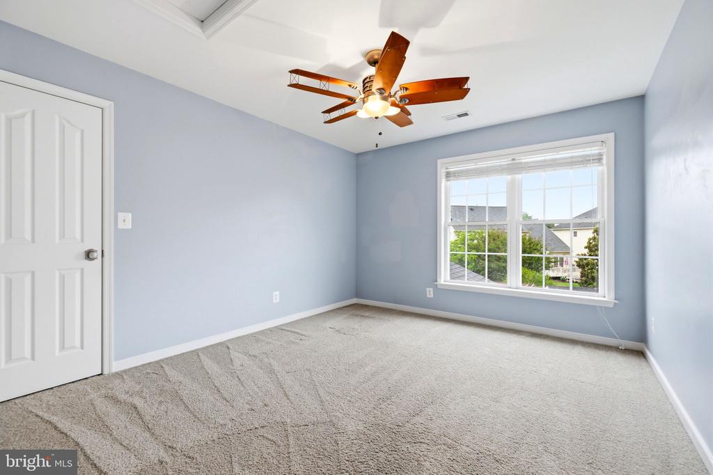 11910 BIG BEN BLVD, FREDERICKSBURG, Virginia 22407, 4 Bedrooms Bedrooms, ,3 BathroomsBathrooms,Residential,11910 BIG BEN BLVD,VASP2042118 MLS # VASP2042118