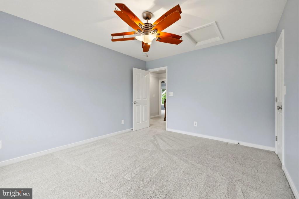 11910 BIG BEN BLVD, FREDERICKSBURG, Virginia 22407, 4 Bedrooms Bedrooms, ,3 BathroomsBathrooms,Residential,11910 BIG BEN BLVD,VASP2042118 MLS # VASP2042118