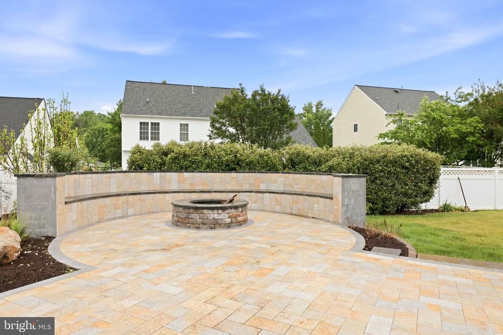 11910 BIG BEN BLVD, FREDERICKSBURG, Virginia 22407, 4 Bedrooms Bedrooms, ,3 BathroomsBathrooms,Residential,11910 BIG BEN BLVD,VASP2042118 MLS # VASP2042118