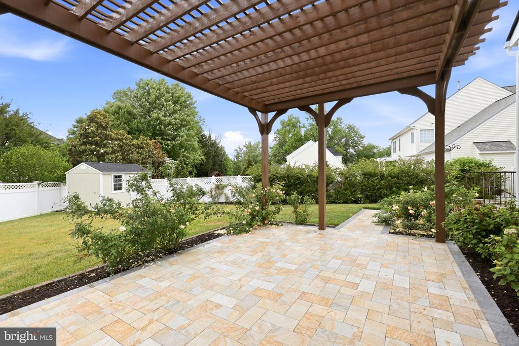 11910 BIG BEN BLVD, FREDERICKSBURG, Virginia 22407, 4 Bedrooms Bedrooms, ,3 BathroomsBathrooms,Residential,11910 BIG BEN BLVD,VASP2042118 MLS # VASP2042118
