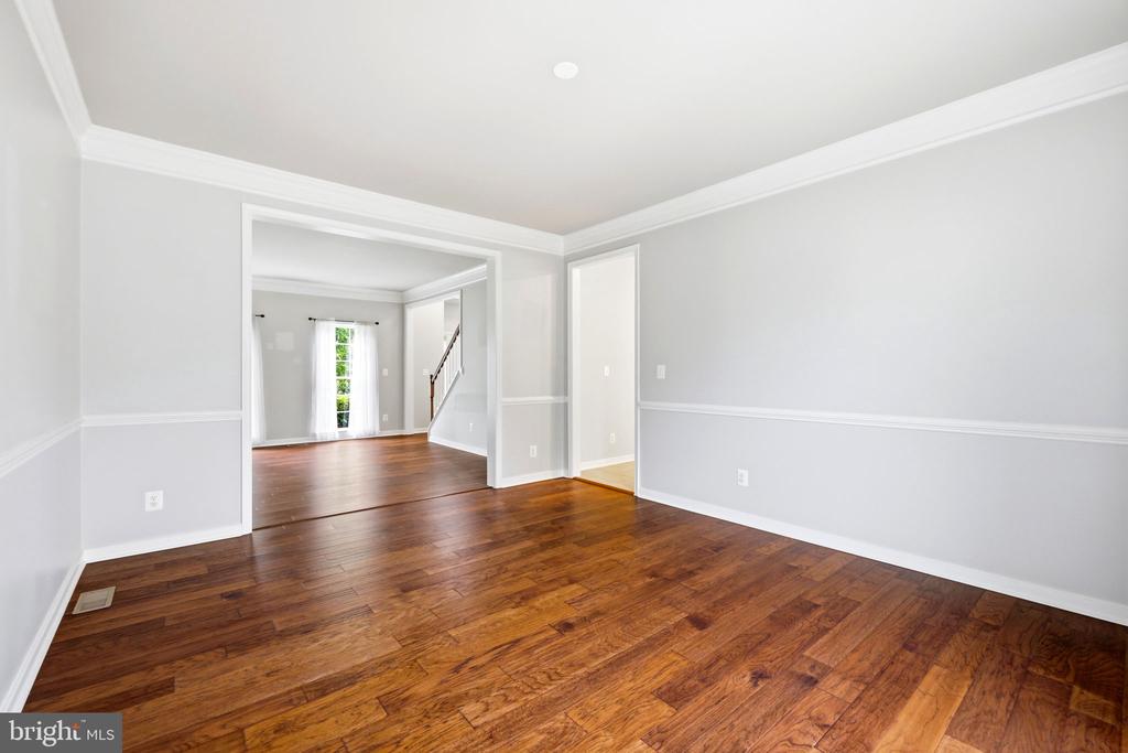 11910 BIG BEN BLVD, FREDERICKSBURG, Virginia 22407, 4 Bedrooms Bedrooms, ,3 BathroomsBathrooms,Residential,11910 BIG BEN BLVD,VASP2042118 MLS # VASP2042118