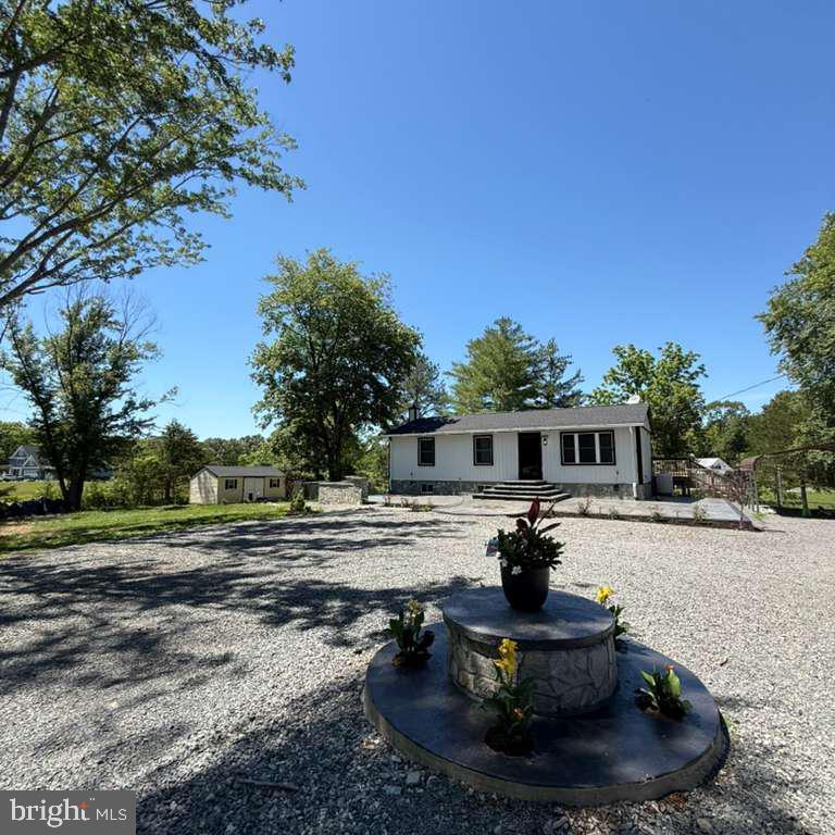 2374 CARRIAGE FORD RD, CATLETT, Virginia 20119, 3 Bedrooms Bedrooms, ,3 BathroomsBathrooms,Residential,2374 CARRIAGE FORD RD,VAFQ2022308 MLS # VAFQ2022308