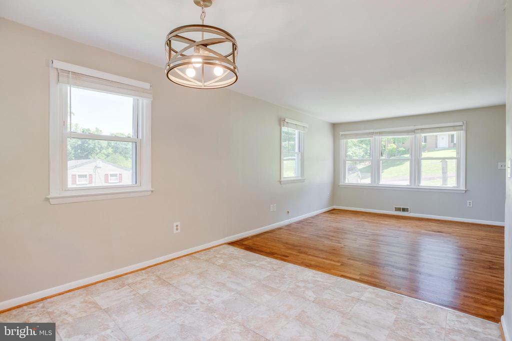 18318 FOX MOUNTAIN LN, CULPEPER, Virginia 22701, 3 Bedrooms Bedrooms, ,1 BathroomBathrooms,Residential,18318 FOX MOUNTAIN LN,VACU2013838 MLS # VACU2013838