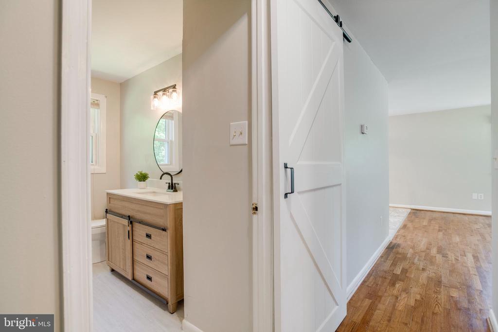 18318 FOX MOUNTAIN LN, CULPEPER, Virginia 22701, 3 Bedrooms Bedrooms, ,1 BathroomBathrooms,Residential,18318 FOX MOUNTAIN LN,VACU2013838 MLS # VACU2013838