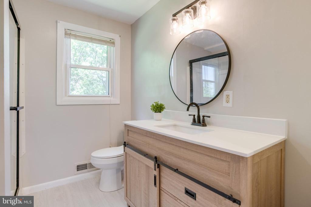 18318 FOX MOUNTAIN LN, CULPEPER, Virginia 22701, 3 Bedrooms Bedrooms, ,1 BathroomBathrooms,Residential,18318 FOX MOUNTAIN LN,VACU2013838 MLS # VACU2013838