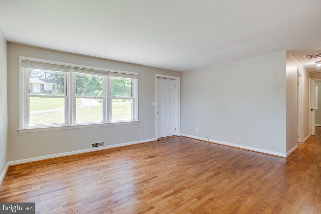 18318 FOX MOUNTAIN LN, CULPEPER, Virginia 22701, 3 Bedrooms Bedrooms, ,1 BathroomBathrooms,Residential,18318 FOX MOUNTAIN LN,VACU2013838 MLS # VACU2013838