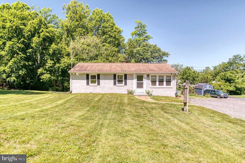 18318 FOX MOUNTAIN LN, CULPEPER, Virginia 22701, 3 Bedrooms Bedrooms, ,1 BathroomBathrooms,Residential,18318 FOX MOUNTAIN LN,VACU2013838 MLS # VACU2013838