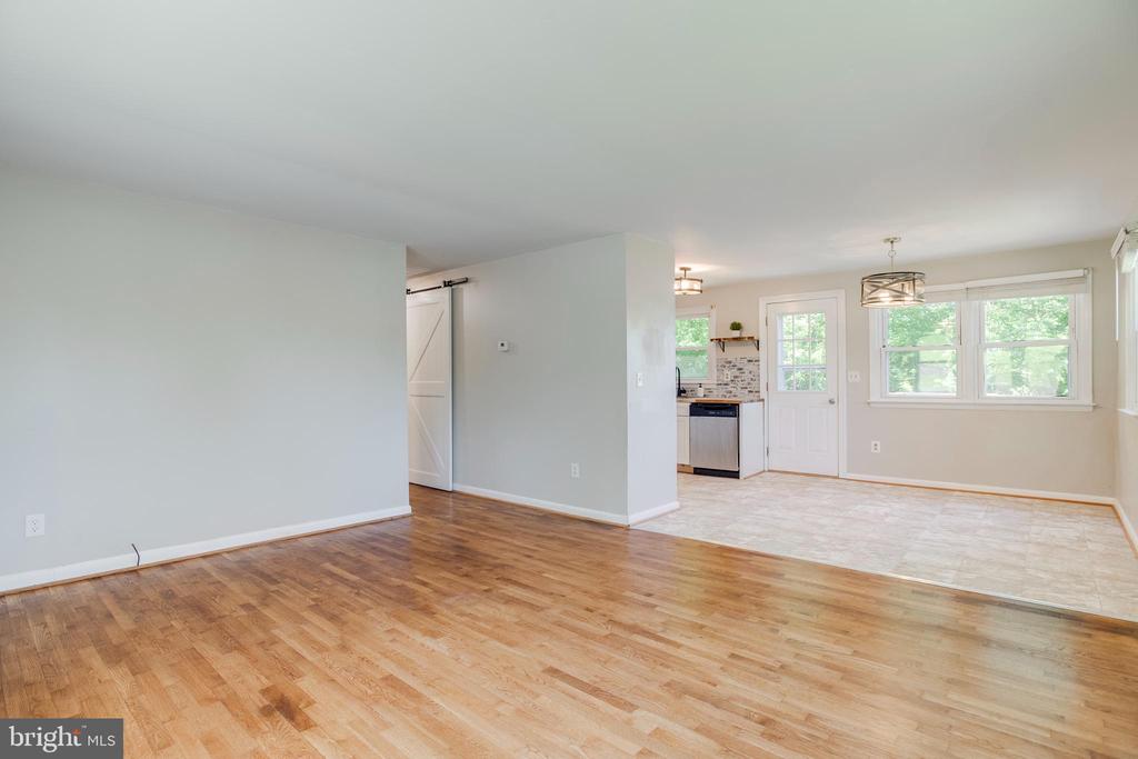 18318 FOX MOUNTAIN LN, CULPEPER, Virginia 22701, 3 Bedrooms Bedrooms, ,1 BathroomBathrooms,Residential,18318 FOX MOUNTAIN LN,VACU2013838 MLS # VACU2013838