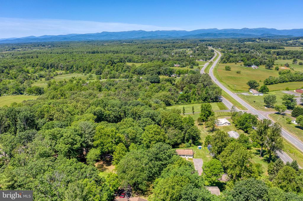 18318 FOX MOUNTAIN LN, CULPEPER, Virginia 22701, 3 Bedrooms Bedrooms, ,1 BathroomBathrooms,Residential,18318 FOX MOUNTAIN LN,VACU2013838 MLS # VACU2013838