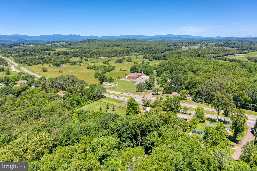 18318 FOX MOUNTAIN LN, CULPEPER, Virginia 22701, 3 Bedrooms Bedrooms, ,1 BathroomBathrooms,Residential,18318 FOX MOUNTAIN LN,VACU2013838 MLS # VACU2013838