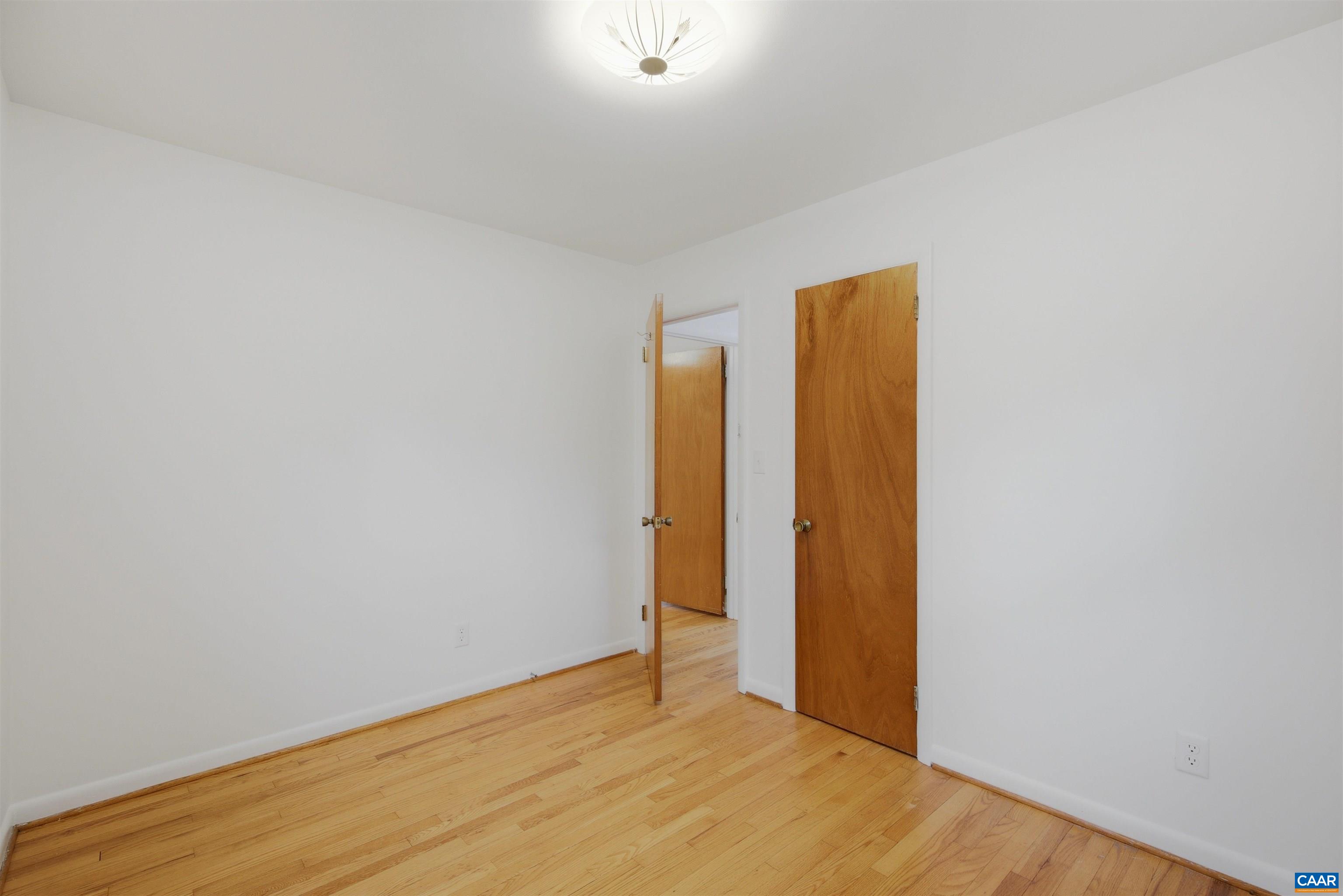 2238 BANBURY ST, CHARLOTTESVILLE, Virginia 22901, 3 Bedrooms Bedrooms, ,2 BathroomsBathrooms,Residential,Gardener's Dream,2238 BANBURY ST,677787 MLS # 677787 2238 BANBURY ST, CHARLOTTESVILLE, Virginia 22901, 3 Bedrooms Bedrooms, ,2 BathroomsBathrooms,Residential,Gardener's Dream,2238 BANBURY ST,677787 MLS # 677787