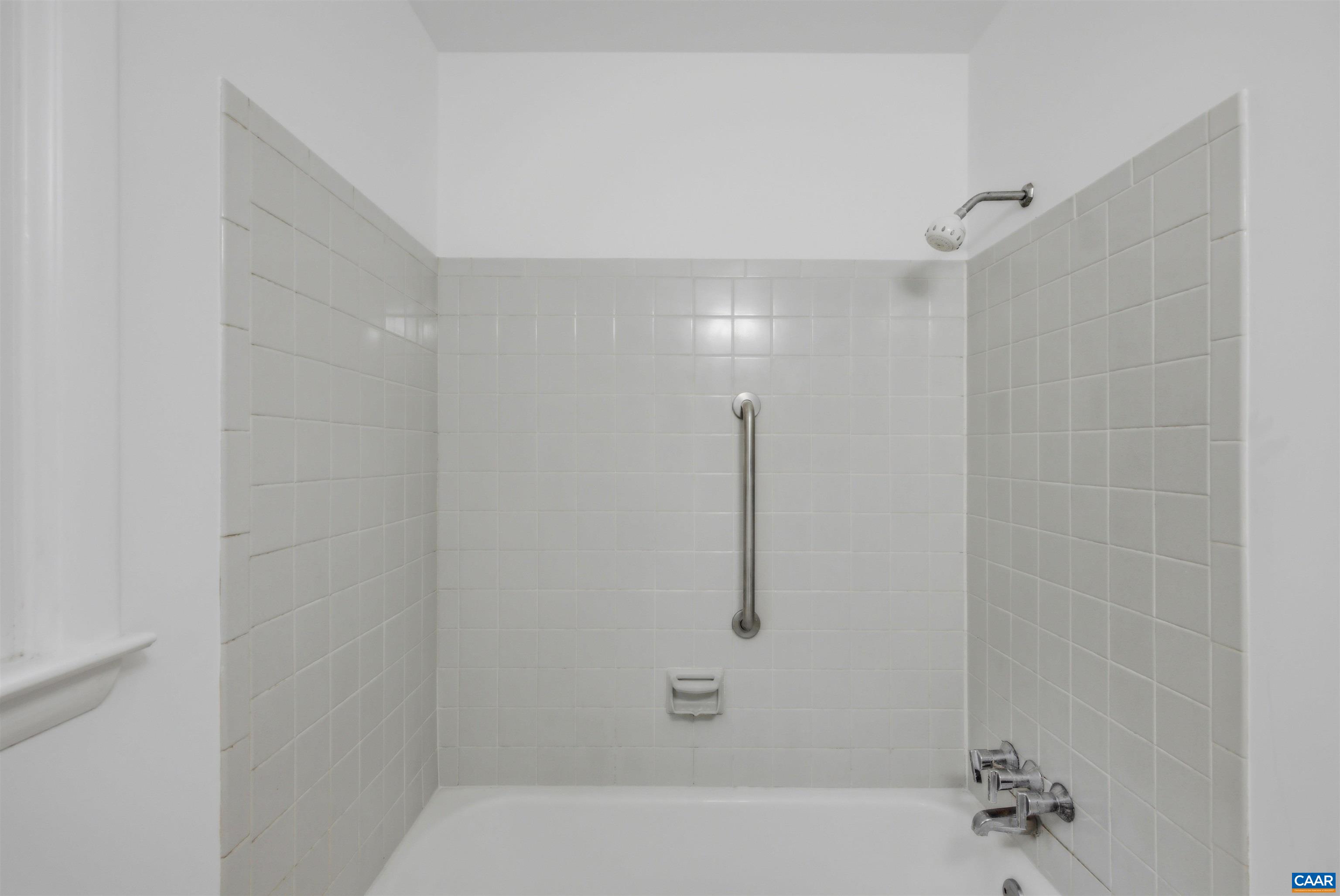 2238 BANBURY ST, CHARLOTTESVILLE, Virginia 22901, 3 Bedrooms Bedrooms, ,2 BathroomsBathrooms,Residential,Gardener's Dream,2238 BANBURY ST,677787 MLS # 677787 2238 BANBURY ST, CHARLOTTESVILLE, Virginia 22901, 3 Bedrooms Bedrooms, ,2 BathroomsBathrooms,Residential,Gardener's Dream,2238 BANBURY ST,677787 MLS # 677787