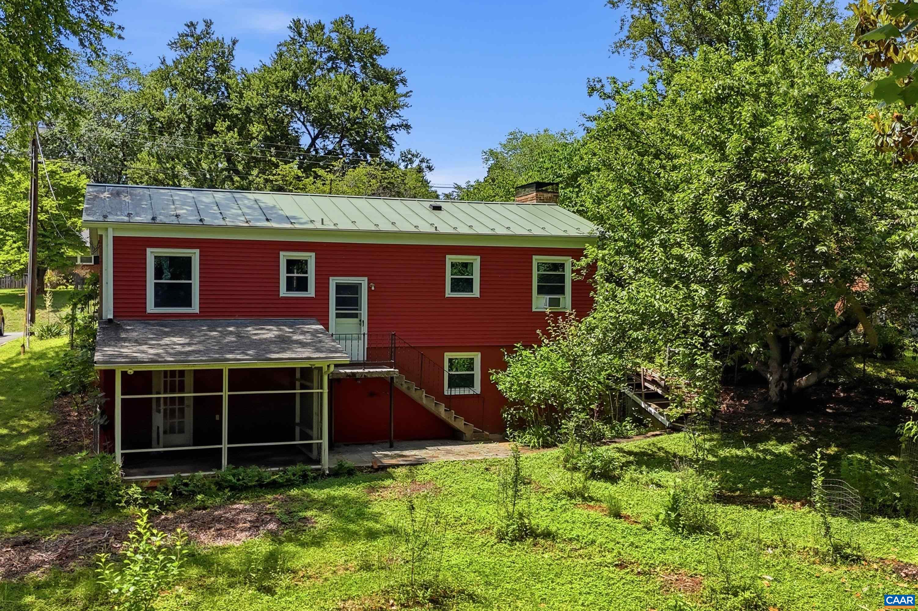2238 BANBURY ST, CHARLOTTESVILLE, Virginia 22901, 3 Bedrooms Bedrooms, ,2 BathroomsBathrooms,Residential,Gardener's Dream,2238 BANBURY ST,677787 MLS # 677787 2238 BANBURY ST, CHARLOTTESVILLE, Virginia 22901, 3 Bedrooms Bedrooms, ,2 BathroomsBathrooms,Residential,Gardener's Dream,2238 BANBURY ST,677787 MLS # 677787