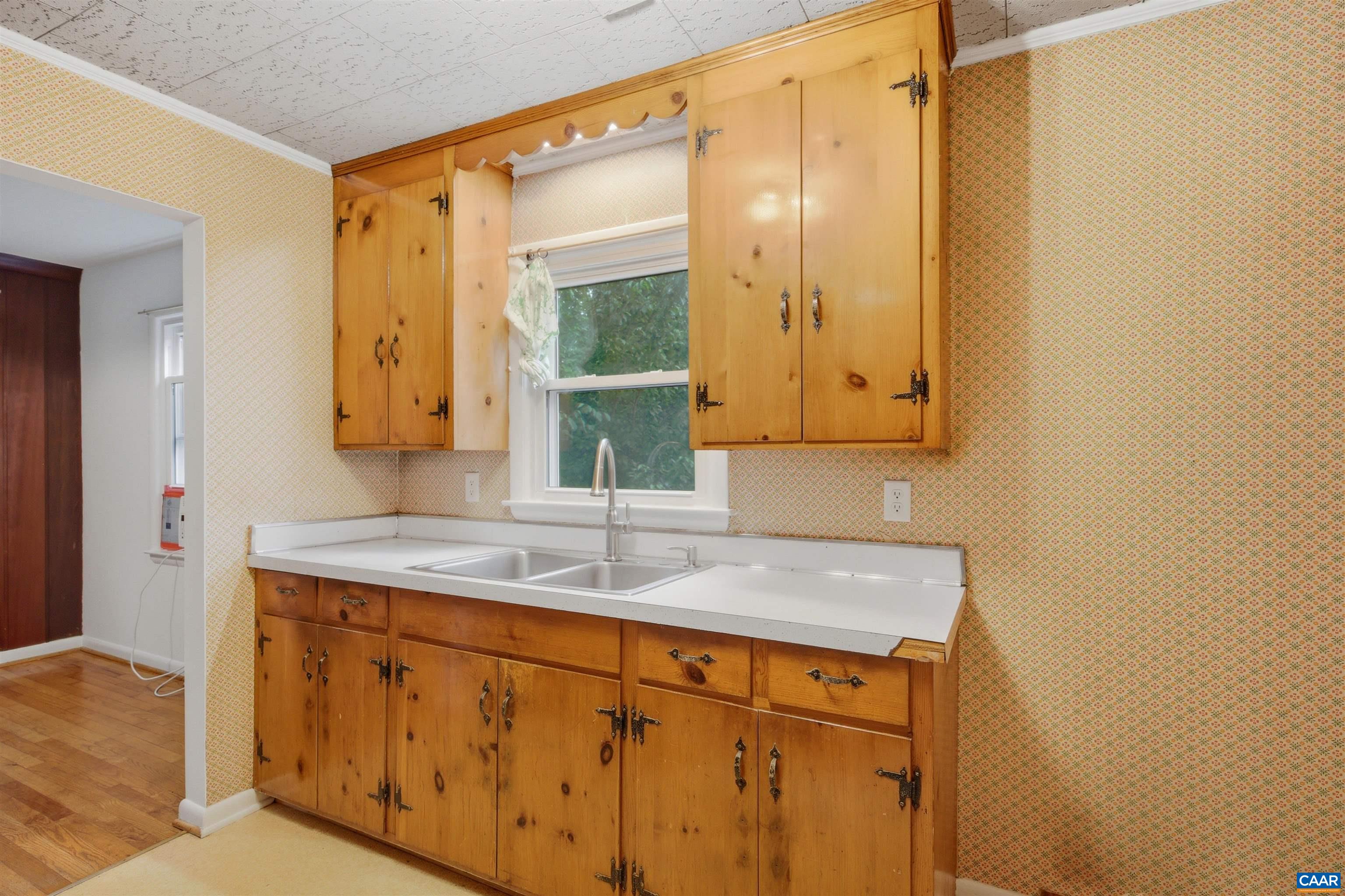 2238 BANBURY ST, CHARLOTTESVILLE, Virginia 22901, 3 Bedrooms Bedrooms, ,2 BathroomsBathrooms,Residential,Gardener's Dream,2238 BANBURY ST,677787 MLS # 677787 2238 BANBURY ST, CHARLOTTESVILLE, Virginia 22901, 3 Bedrooms Bedrooms, ,2 BathroomsBathrooms,Residential,Gardener's Dream,2238 BANBURY ST,677787 MLS # 677787