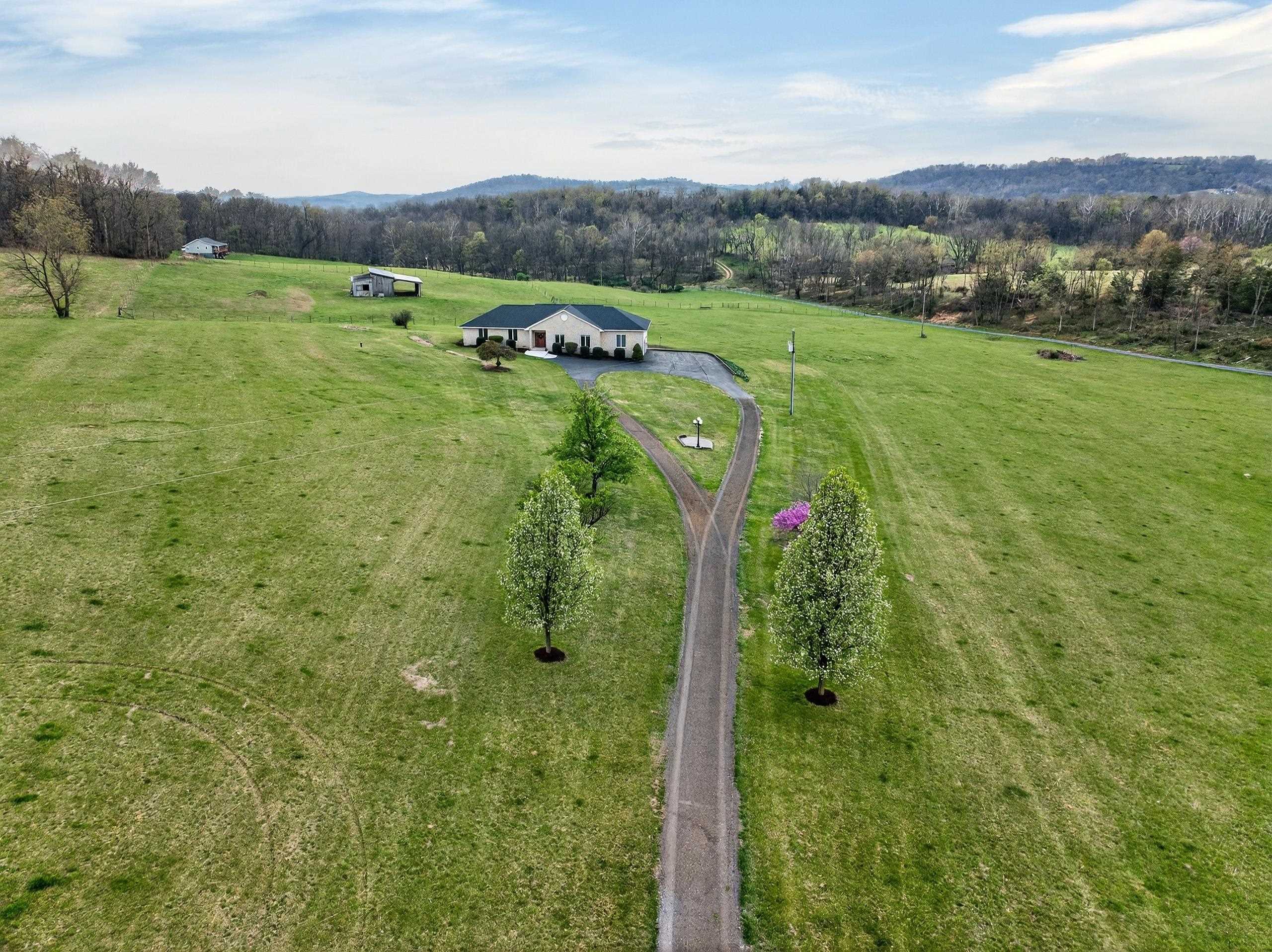 363 DAVIS LN, NEW MARKET, Virginia 22844, 3 Bedrooms Bedrooms, ,3 BathroomsBathrooms,Residential,363 DAVIS LN,677809 MLS # 677809