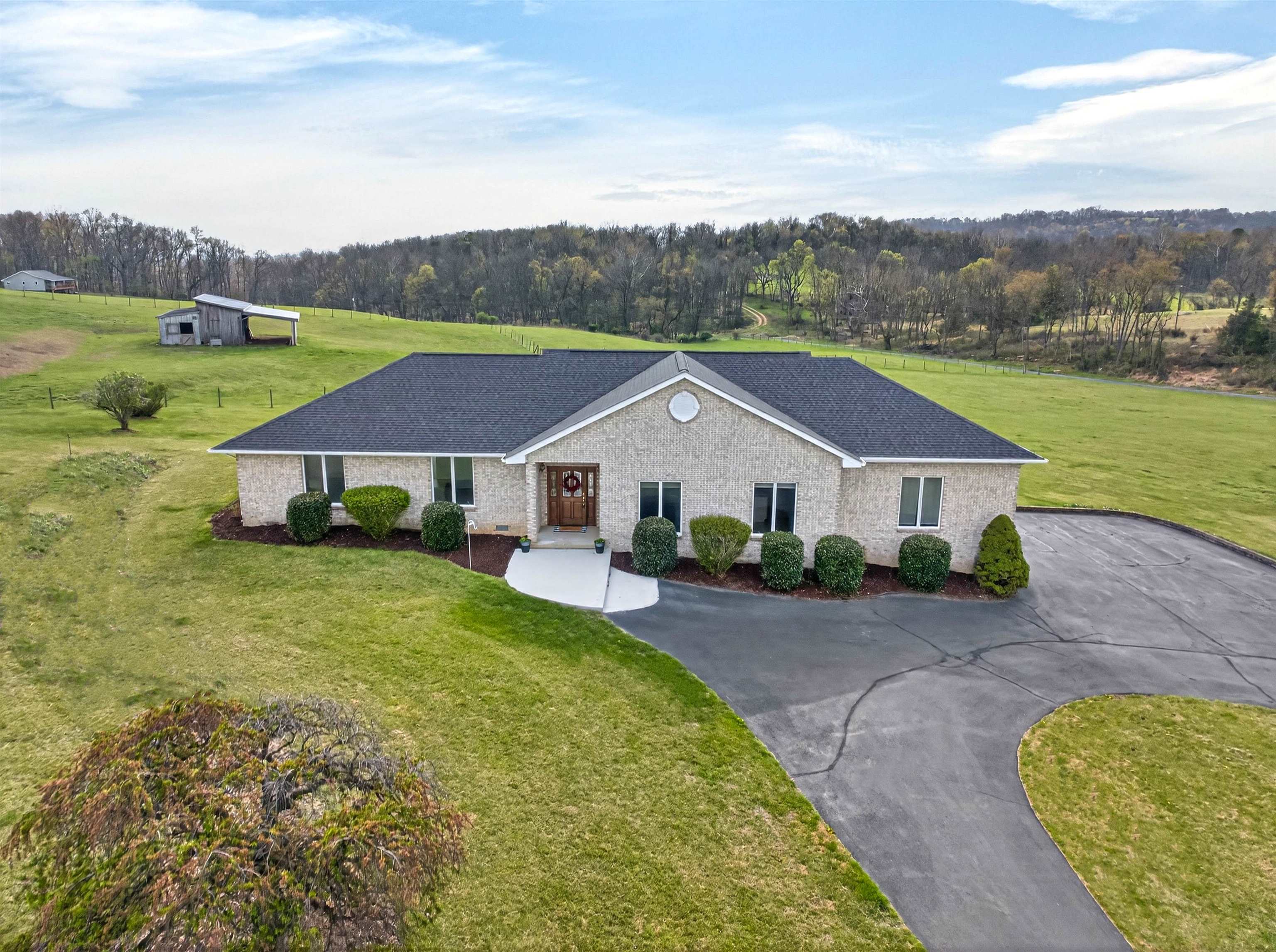 363 DAVIS LN, NEW MARKET, Virginia 22844, 3 Bedrooms Bedrooms, ,3 BathroomsBathrooms,Residential,363 DAVIS LN,677809 MLS # 677809