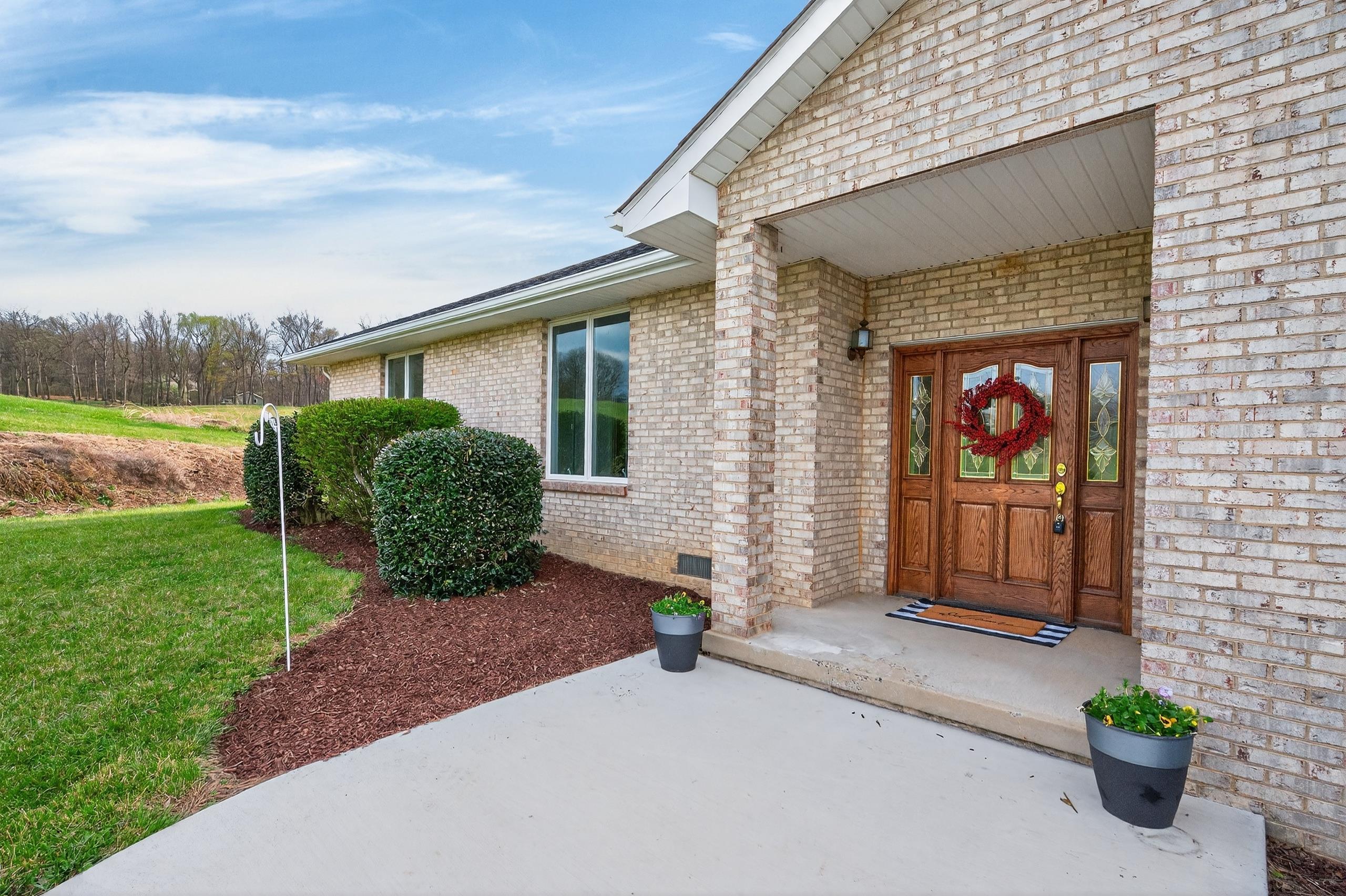 363 DAVIS LN, NEW MARKET, Virginia 22844, 3 Bedrooms Bedrooms, ,3 BathroomsBathrooms,Residential,363 DAVIS LN,677809 MLS # 677809