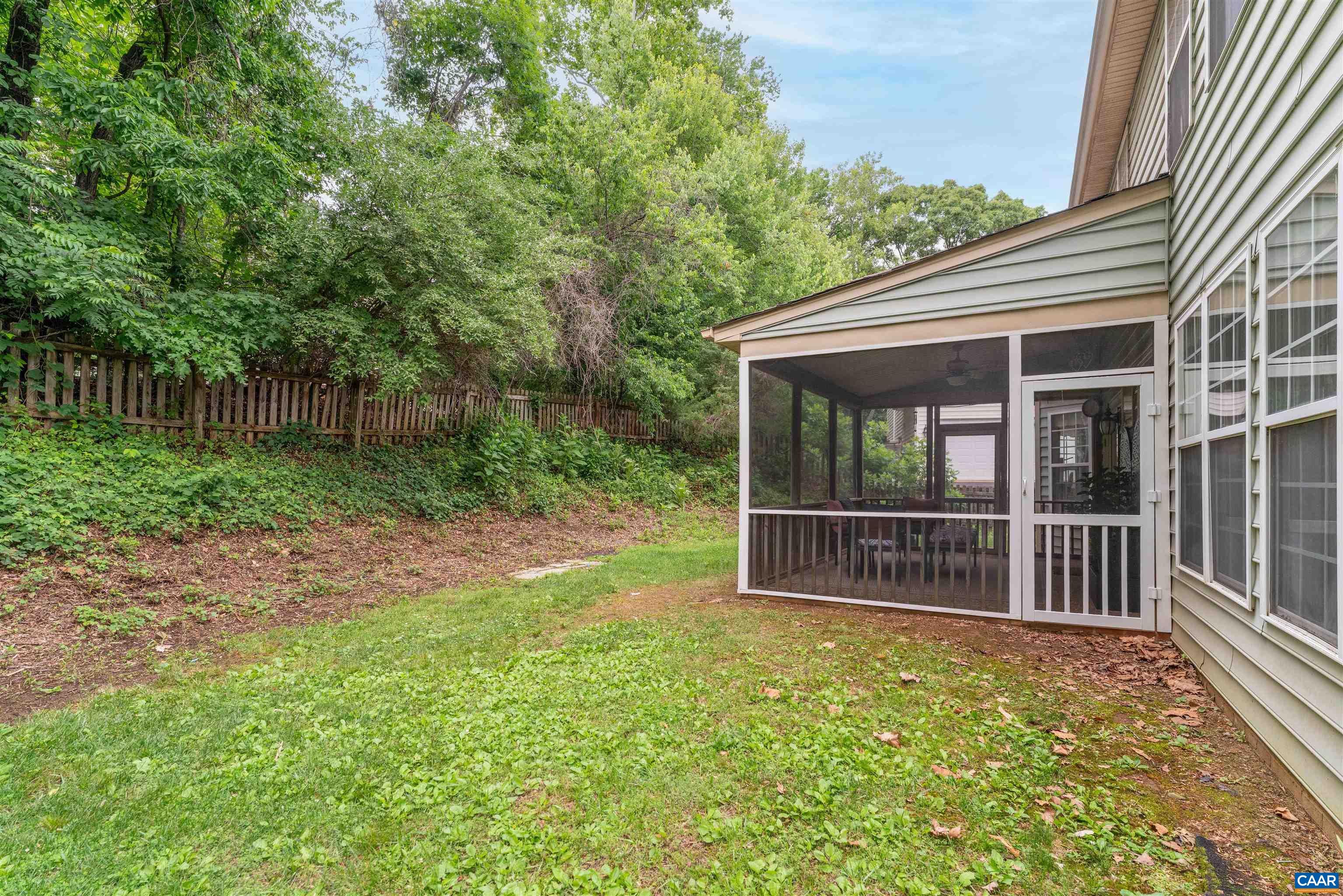 560 ROLLING VALLEY CT, CHARLOTTESVILLE, Virginia 22902, 5 Bedrooms Bedrooms, ,2 BathroomsBathrooms,Residential,560 ROLLING VALLEY CT,677813 MLS # 677813