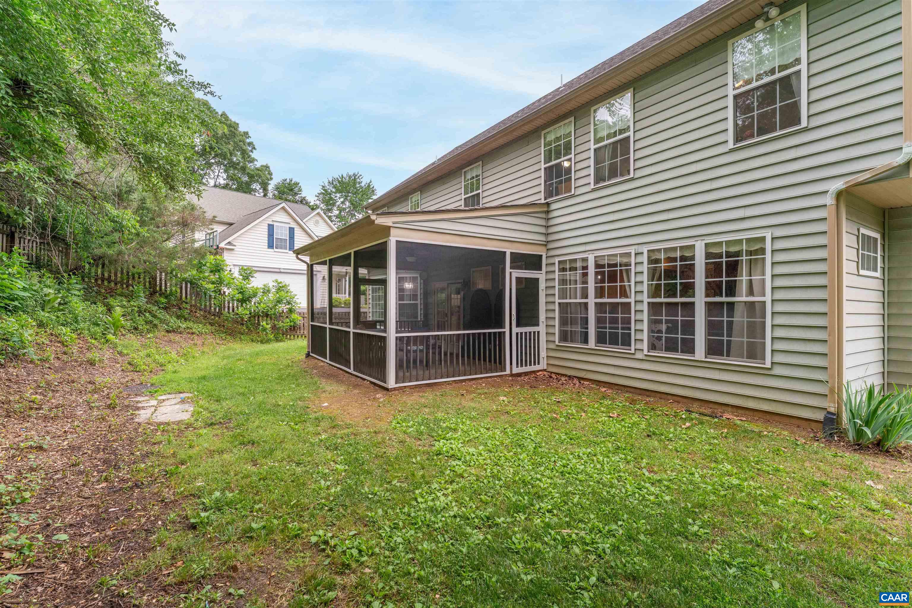 560 ROLLING VALLEY CT, CHARLOTTESVILLE, Virginia 22902, 5 Bedrooms Bedrooms, ,2 BathroomsBathrooms,Residential,560 ROLLING VALLEY CT,677813 MLS # 677813