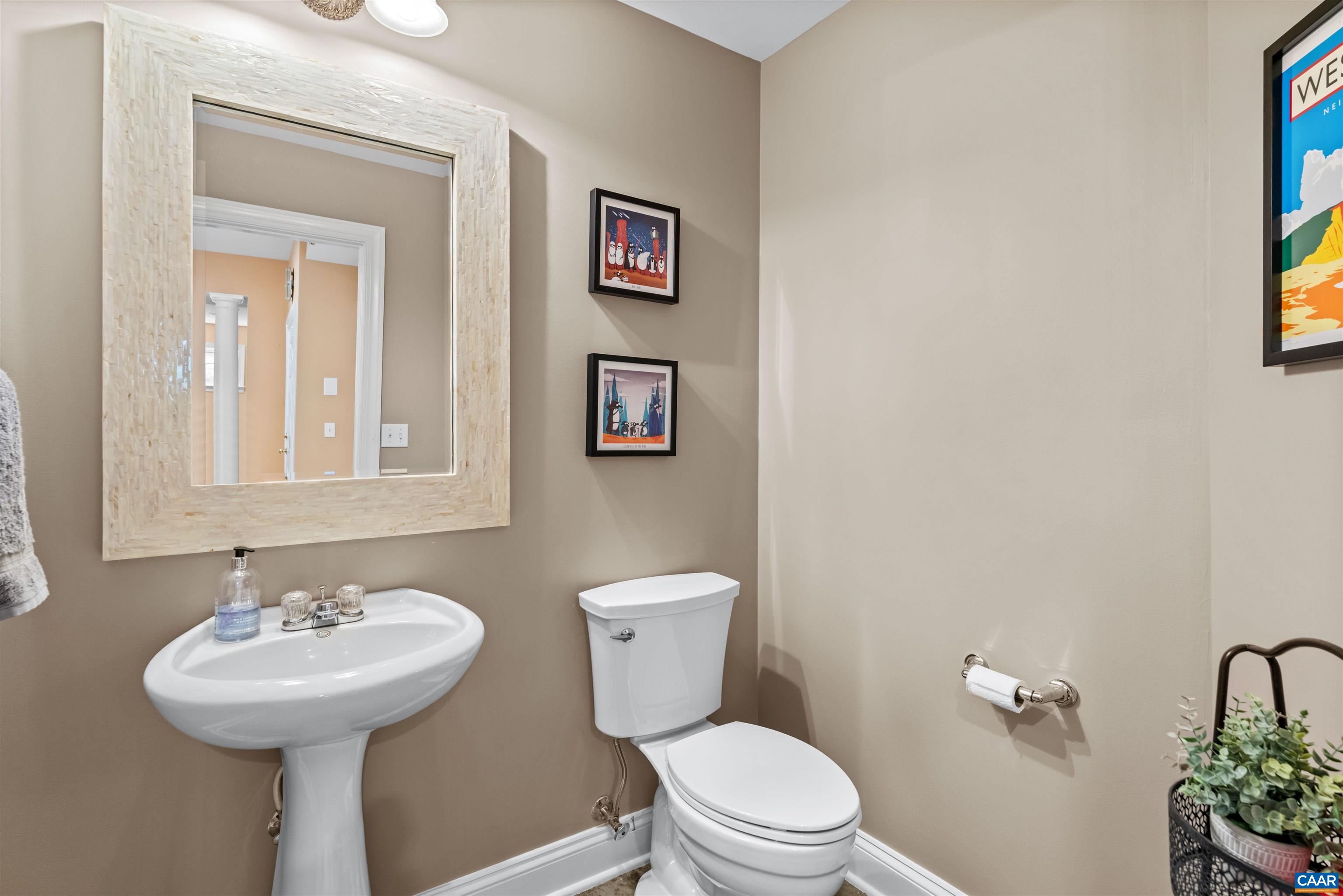 560 ROLLING VALLEY CT, CHARLOTTESVILLE, Virginia 22902, 5 Bedrooms Bedrooms, ,2 BathroomsBathrooms,Residential,560 ROLLING VALLEY CT,677813 MLS # 677813