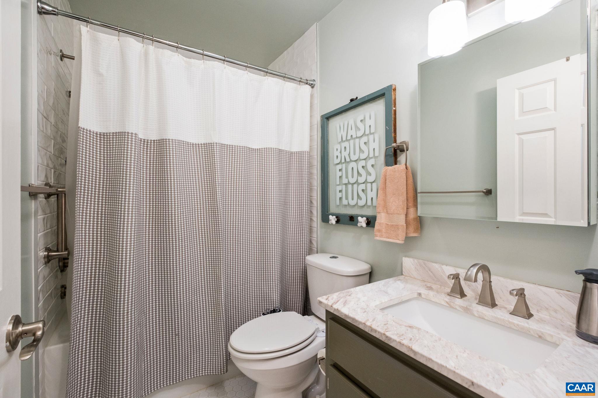 3309 MARTIN KINGS RD, CHARLOTTESVILLE, Virginia 22902, 4 Bedrooms Bedrooms, ,3 BathroomsBathrooms,Residential,3309 MARTIN KINGS RD,677814 MLS # 677814 3309 MARTIN KINGS RD, CHARLOTTESVILLE, Virginia 22902, 4 Bedrooms Bedrooms, ,3 BathroomsBathrooms,Residential,3309 MARTIN KINGS RD,677814 MLS # 677814