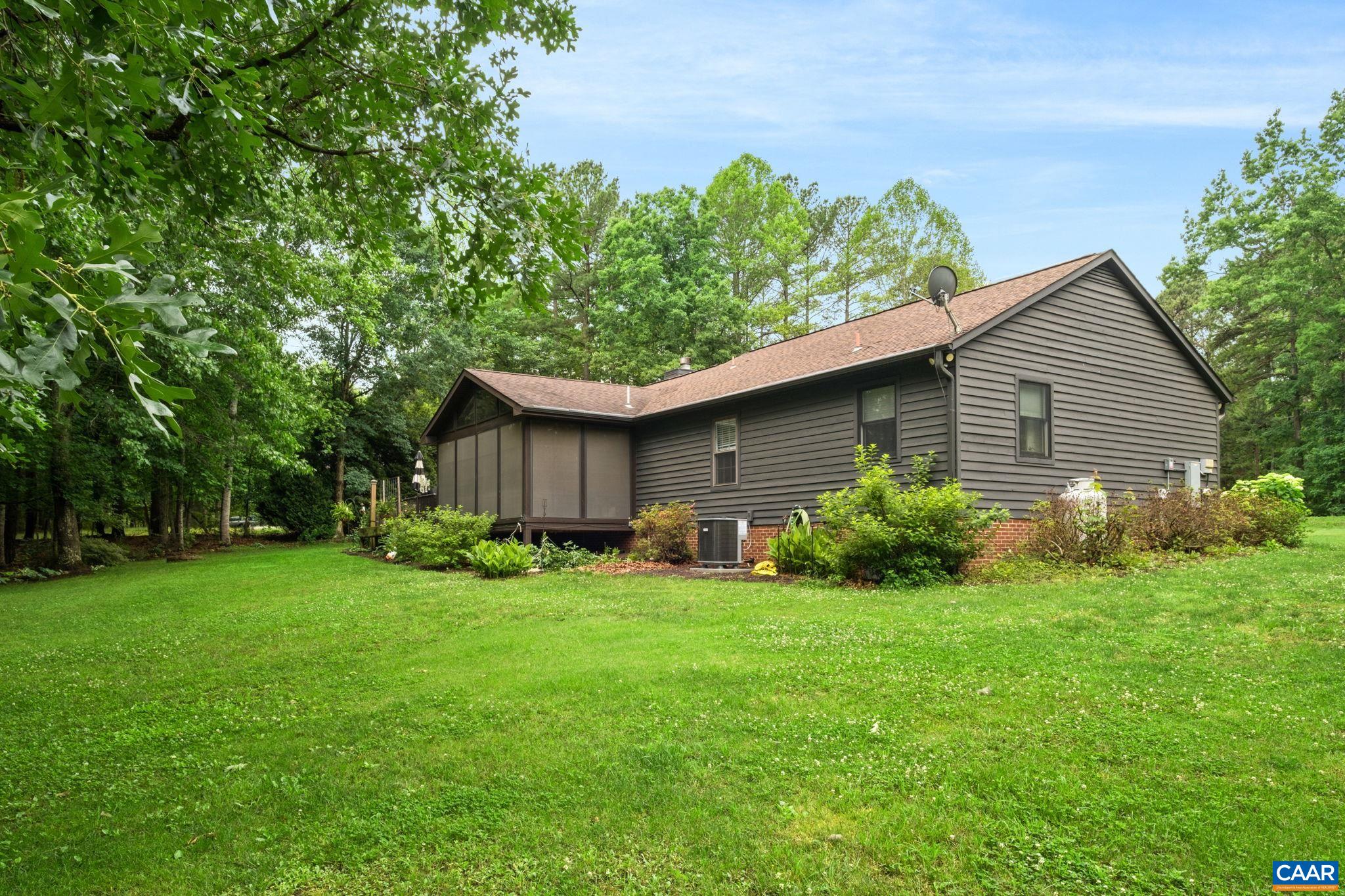 3309 MARTIN KINGS RD, CHARLOTTESVILLE, Virginia 22902, 4 Bedrooms Bedrooms, ,3 BathroomsBathrooms,Residential,3309 MARTIN KINGS RD,677814 MLS # 677814 3309 MARTIN KINGS RD, CHARLOTTESVILLE, Virginia 22902, 4 Bedrooms Bedrooms, ,3 BathroomsBathrooms,Residential,3309 MARTIN KINGS RD,677814 MLS # 677814