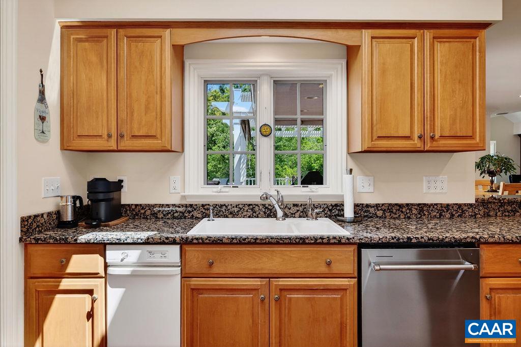 137 SADDLE RIDGE LN, NELLYSFORD, Virginia 22958, 4 Bedrooms Bedrooms, ,3 BathroomsBathrooms,Residential,137 SADDLE RIDGE LN,677818 MLS # 677818