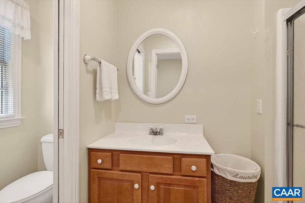 Full guest bathroom.