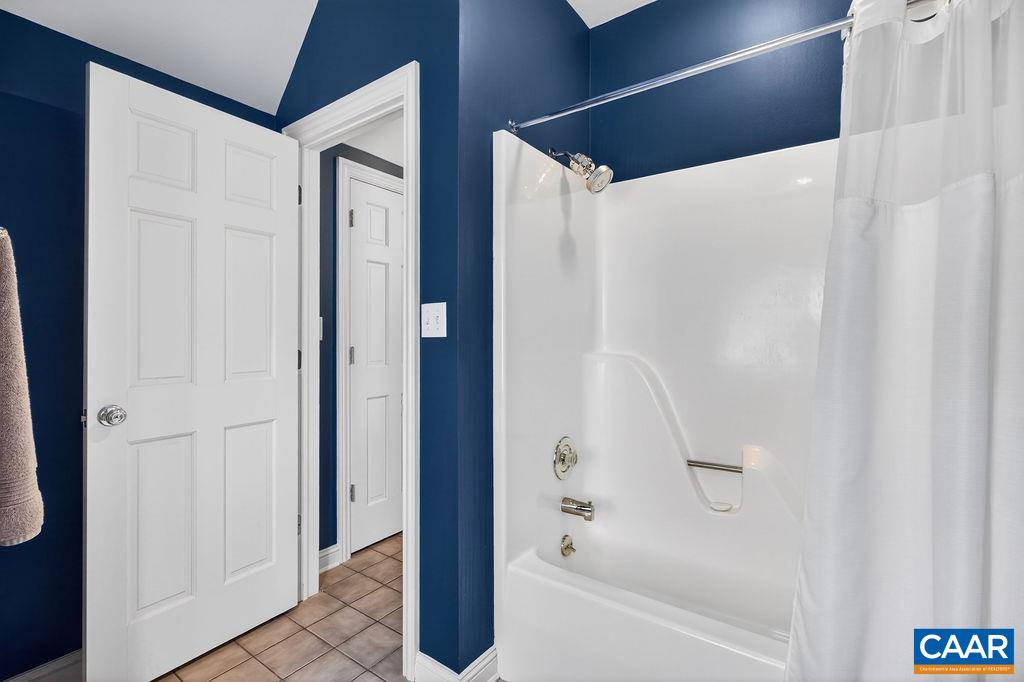 137 SADDLE RIDGE LN, NELLYSFORD, Virginia 22958, 4 Bedrooms Bedrooms, ,3 BathroomsBathrooms,Residential,137 SADDLE RIDGE LN,677818 MLS # 677818