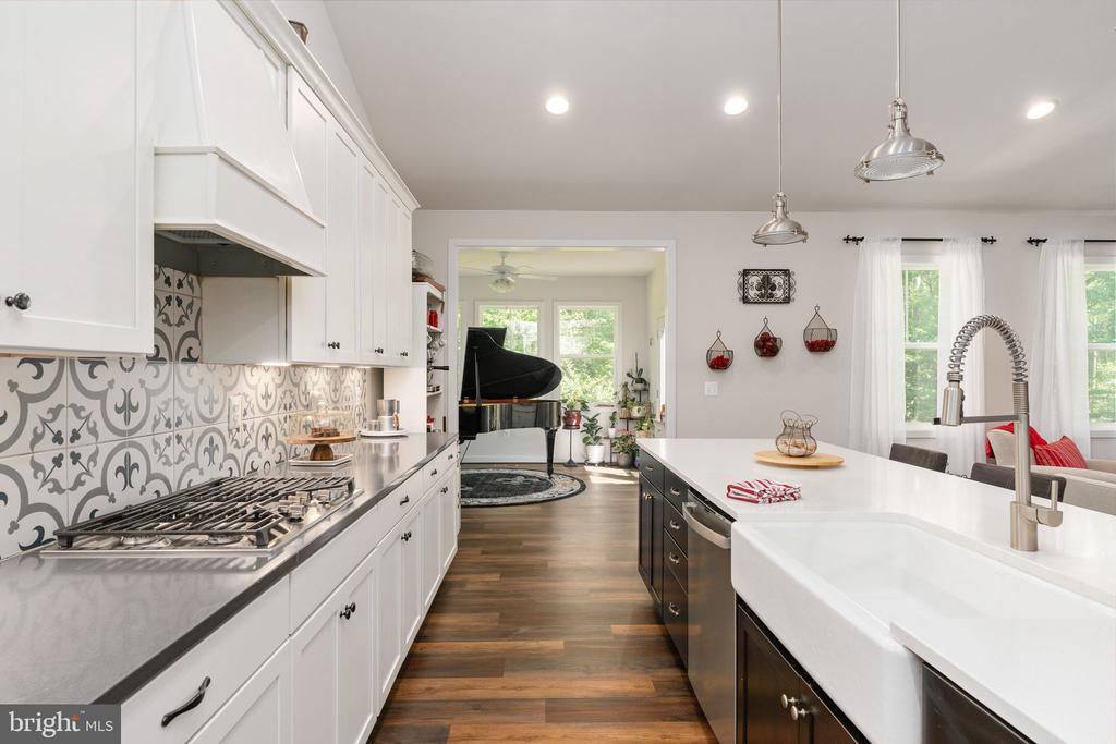 8007 ASHFORD DR, FREDERICKSBURG, Virginia 22407, 4 Bedrooms Bedrooms, ,3 BathroomsBathrooms,Residential,NONE AVAILABLE,8007 ASHFORD DR,VASP2042260 MLS # VASP2042260