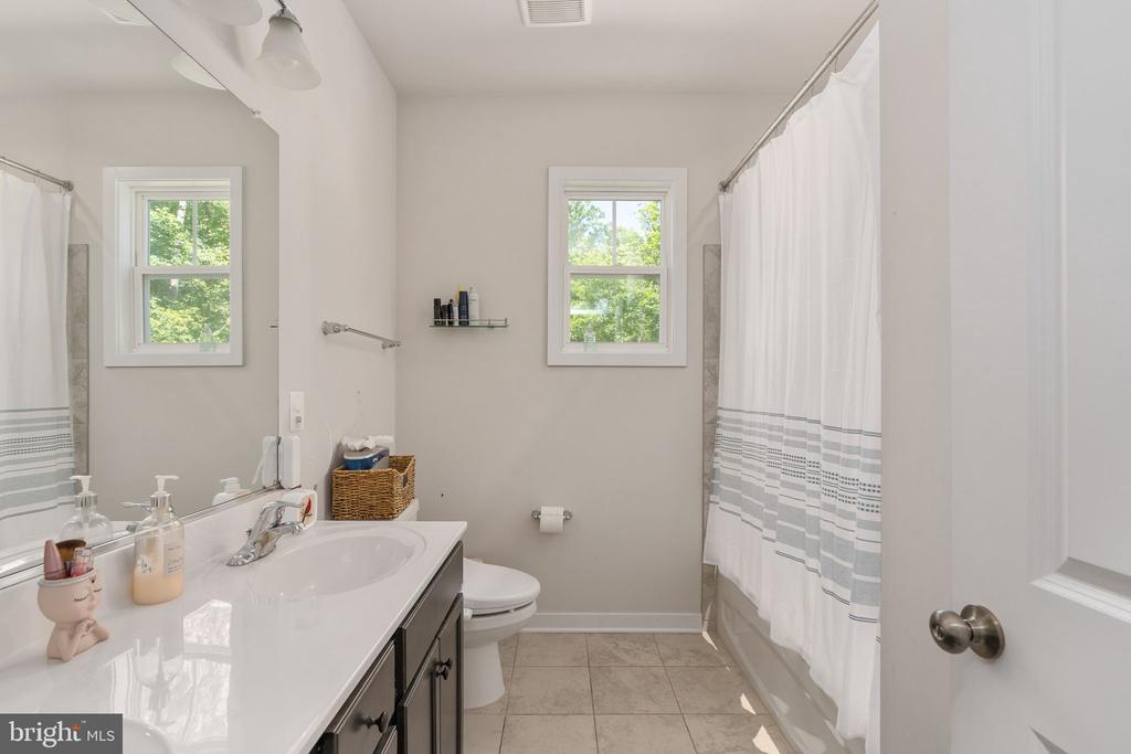 8007 ASHFORD DR, FREDERICKSBURG, Virginia 22407, 4 Bedrooms Bedrooms, ,3 BathroomsBathrooms,Residential,NONE AVAILABLE,8007 ASHFORD DR,VASP2042260 MLS # VASP2042260