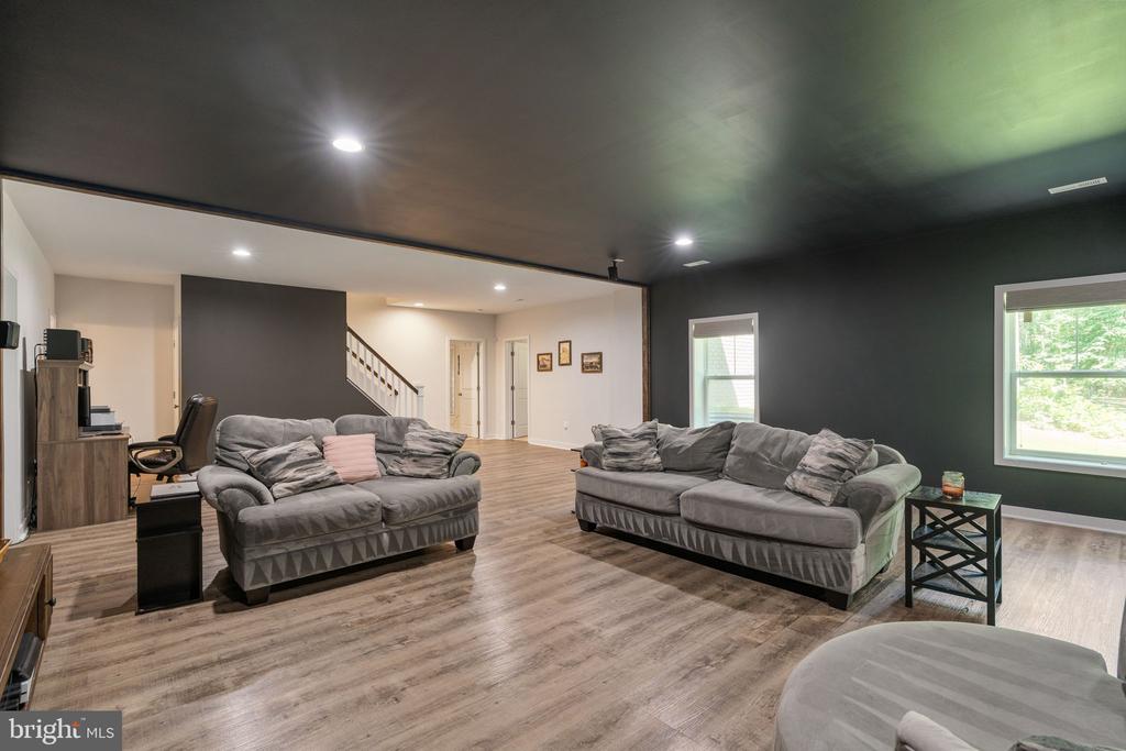 8007 ASHFORD DR, FREDERICKSBURG, Virginia 22407, 4 Bedrooms Bedrooms, ,3 BathroomsBathrooms,Residential,NONE AVAILABLE,8007 ASHFORD DR,VASP2042260 MLS # VASP2042260