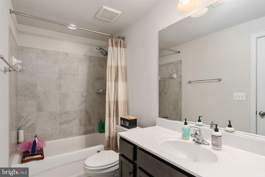 8007 ASHFORD DR, FREDERICKSBURG, Virginia 22407, 4 Bedrooms Bedrooms, ,3 BathroomsBathrooms,Residential,NONE AVAILABLE,8007 ASHFORD DR,VASP2042260 MLS # VASP2042260