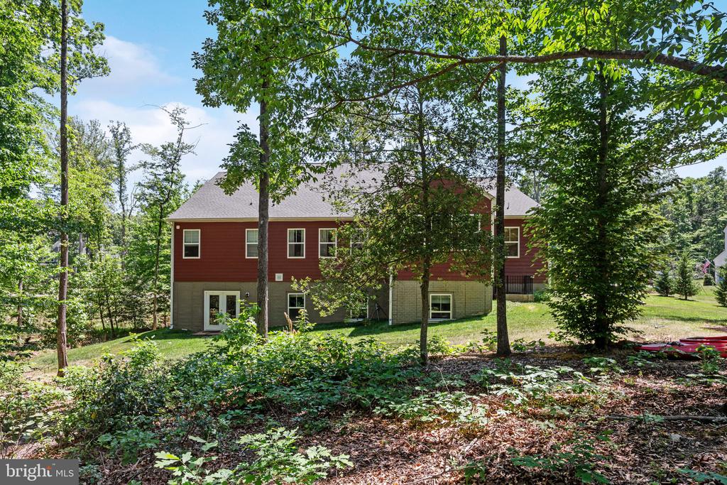 8007 ASHFORD DR, FREDERICKSBURG, Virginia 22407, 4 Bedrooms Bedrooms, ,3 BathroomsBathrooms,Residential,NONE AVAILABLE,8007 ASHFORD DR,VASP2042260 MLS # VASP2042260