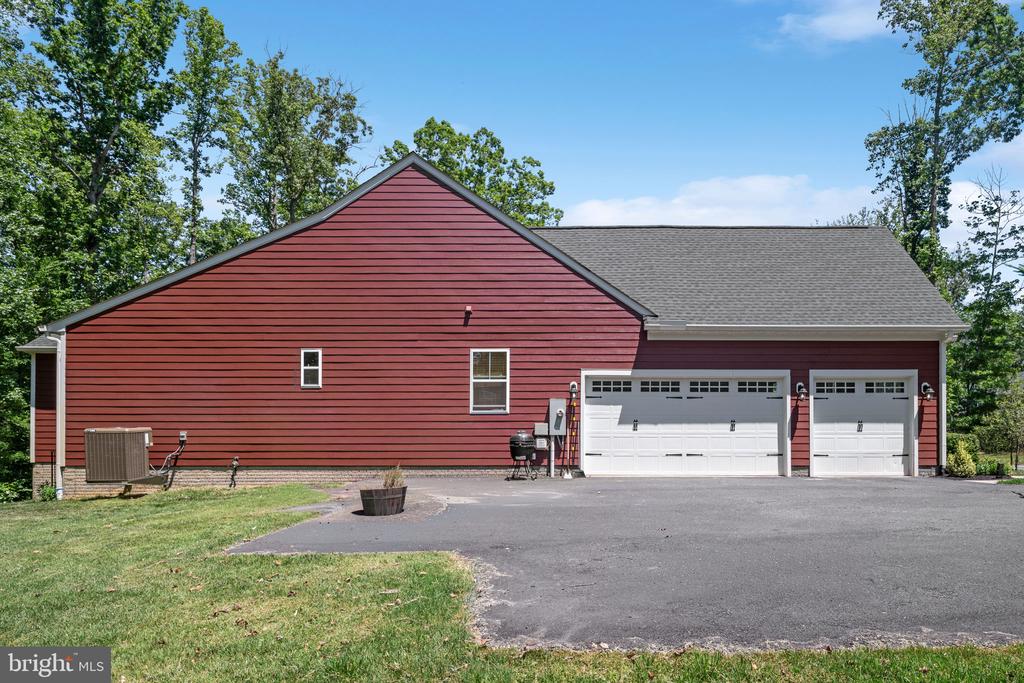 8007 ASHFORD DR, FREDERICKSBURG, Virginia 22407, 4 Bedrooms Bedrooms, ,3 BathroomsBathrooms,Residential,NONE AVAILABLE,8007 ASHFORD DR,VASP2042260 MLS # VASP2042260