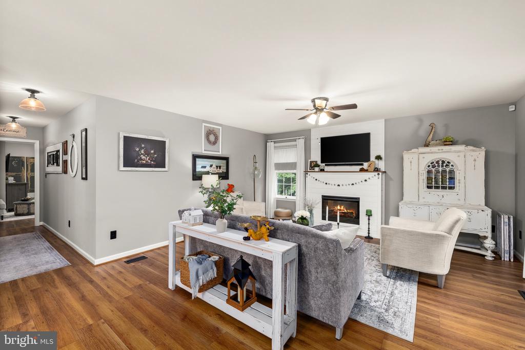 30367 OLD OFFICE RD, LOCUST GROVE, Virginia 22508, 3 Bedrooms Bedrooms, ,2 BathroomsBathrooms,Residential,30367 OLD OFFICE RD,VAOR2014318 MLS # VAOR2014318 30367 OLD OFFICE RD, LOCUST GROVE, Virginia 22508, 3 Bedrooms Bedrooms, ,2 BathroomsBathrooms,Residential,30367 OLD OFFICE RD,VAOR2014318 MLS # VAOR2014318
