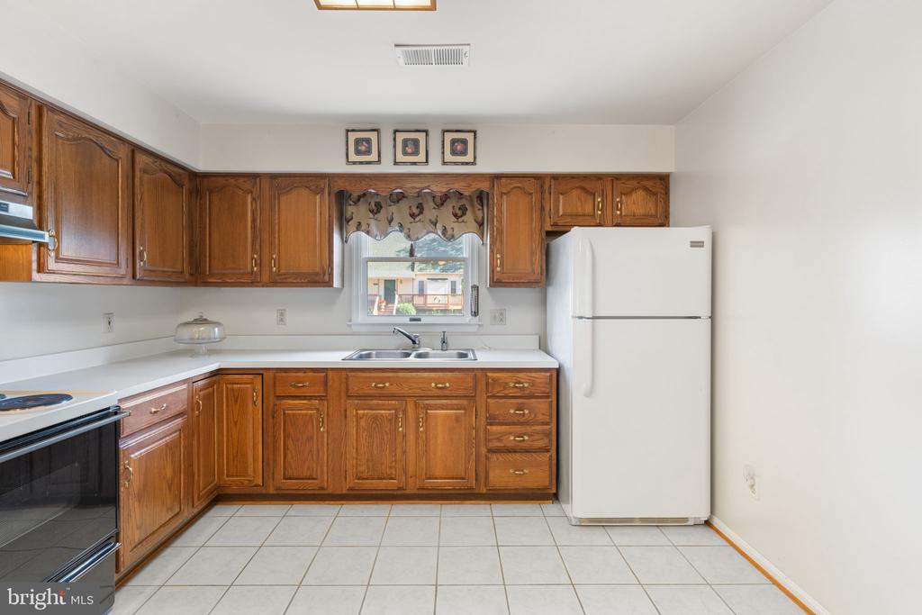 161 TROY RD, LOUISA, Virginia 23093, 3 Bedrooms Bedrooms, ,1 BathroomBathrooms,Residential,161 TROY RD,VALA2009878 MLS # VALA2009878