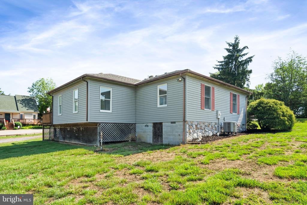 161 TROY RD, LOUISA, Virginia 23093, 3 Bedrooms Bedrooms, ,1 BathroomBathrooms,Residential,161 TROY RD,VALA2009878 MLS # VALA2009878