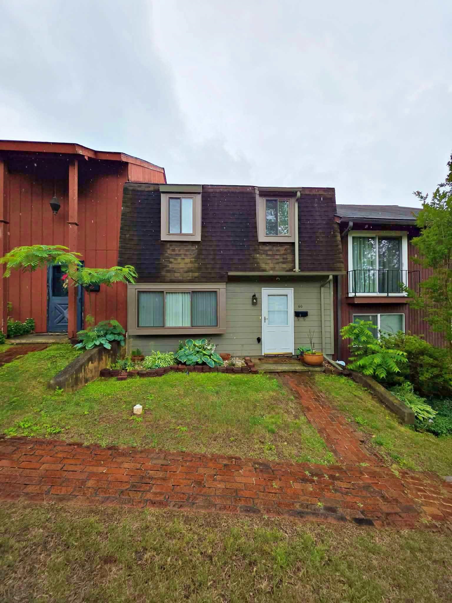 60 WOODLAKE DR, CHARLOTTESVILLE, Virginia 22911, 3 Bedrooms Bedrooms, ,1 BathroomBathrooms,Residential,Four Seasons,60 WOODLAKE DR,677819 MLS # 677819