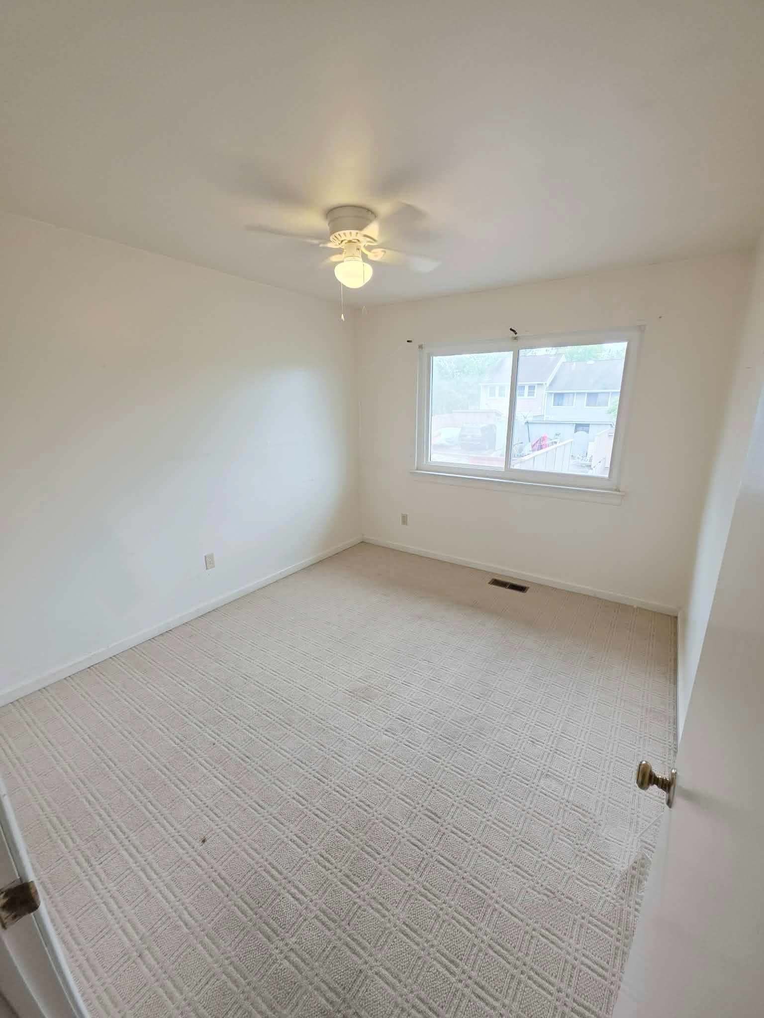 60 WOODLAKE DR, CHARLOTTESVILLE, Virginia 22911, 3 Bedrooms Bedrooms, ,1 BathroomBathrooms,Residential,Four Seasons,60 WOODLAKE DR,677819 MLS # 677819