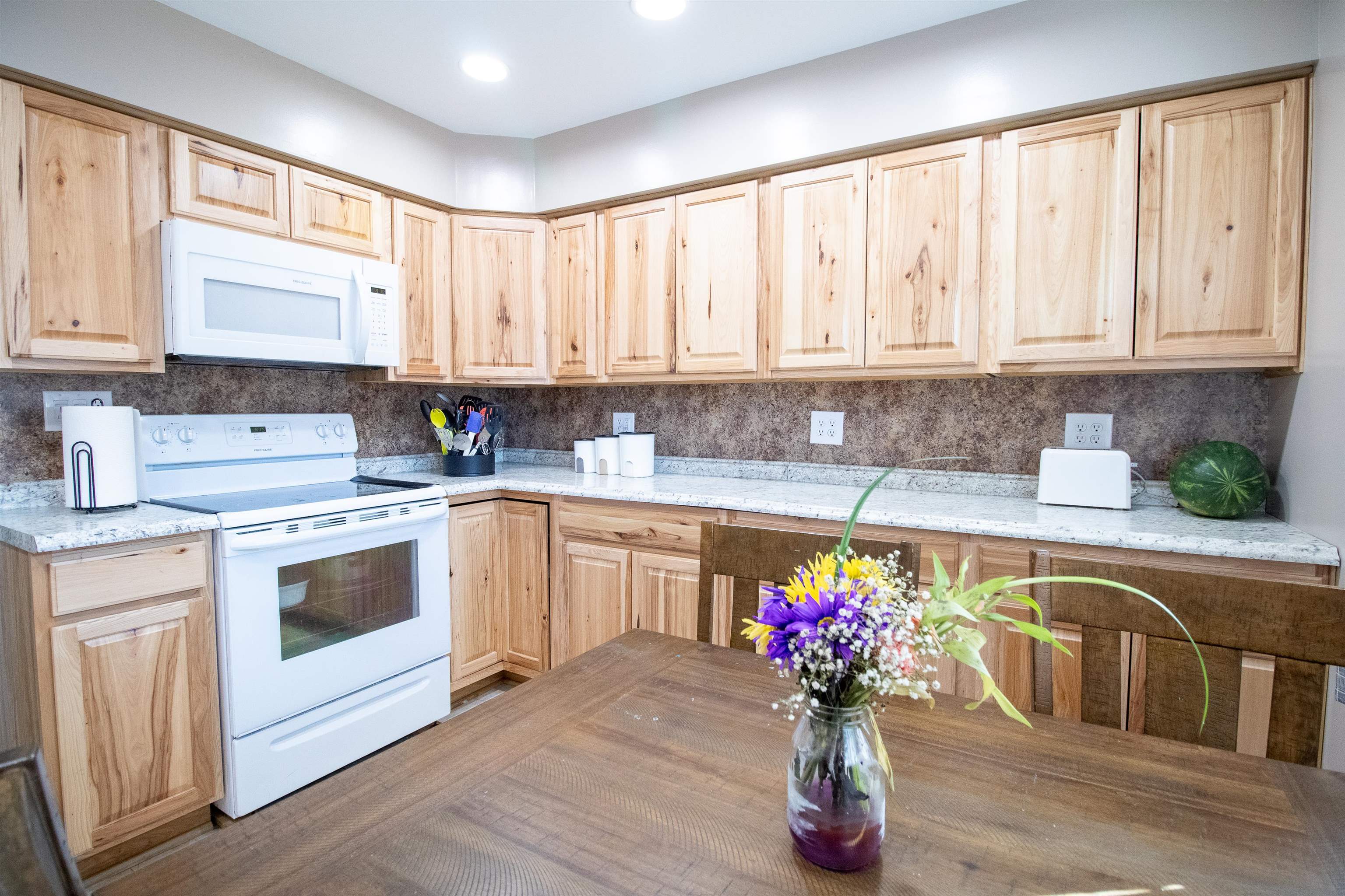 812 N COALTER ST, STAUNTON, Virginia 24401, 3 Bedrooms Bedrooms, ,2 BathroomsBathrooms,Residential,812 N COALTER ST,677820 MLS # 677820