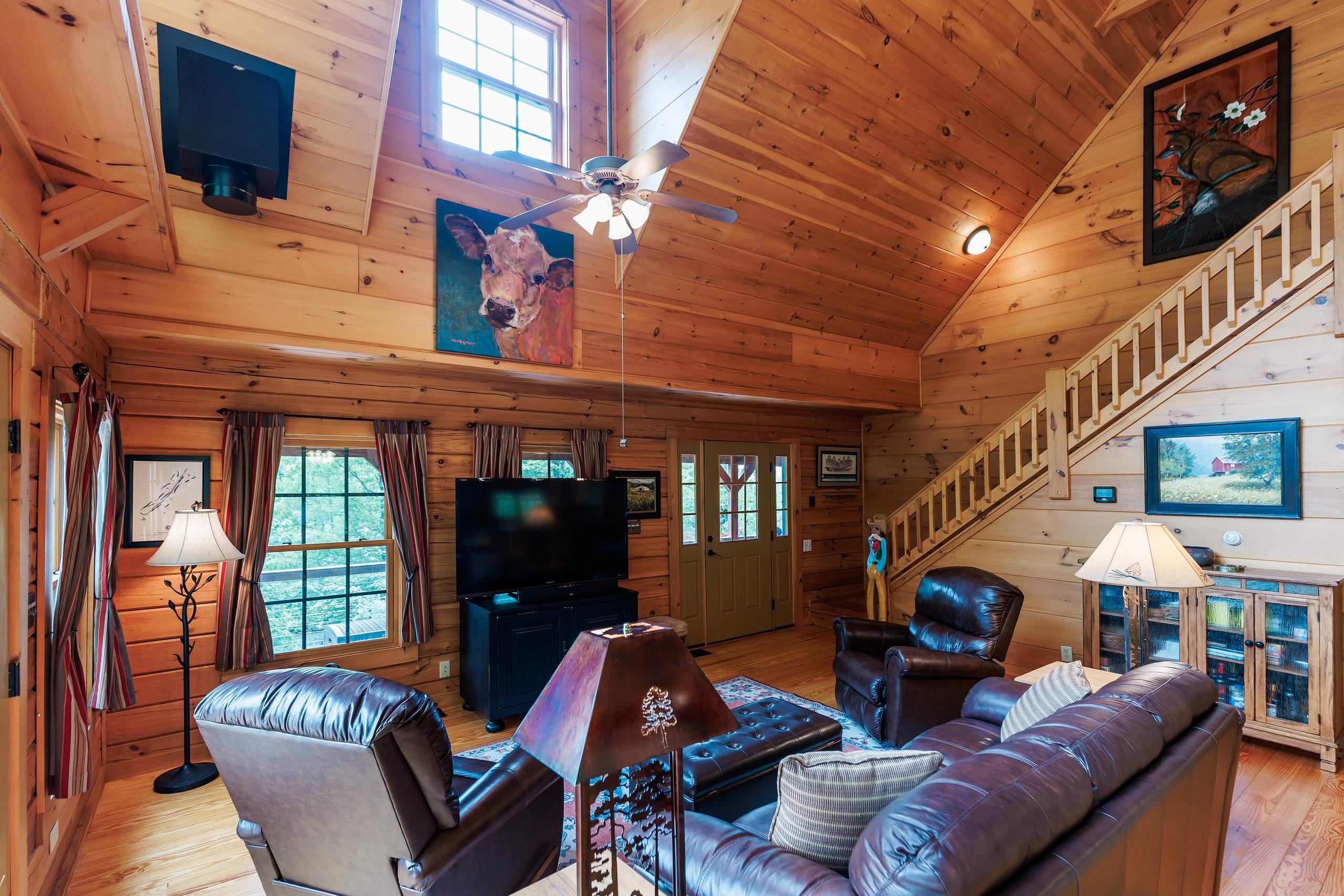 273 CADDIS LN, WARM SPRINGS, Virginia 24484, 4 Bedrooms Bedrooms, ,4 BathroomsBathrooms,Residential,273 CADDIS LN,677821 MLS # 677821
