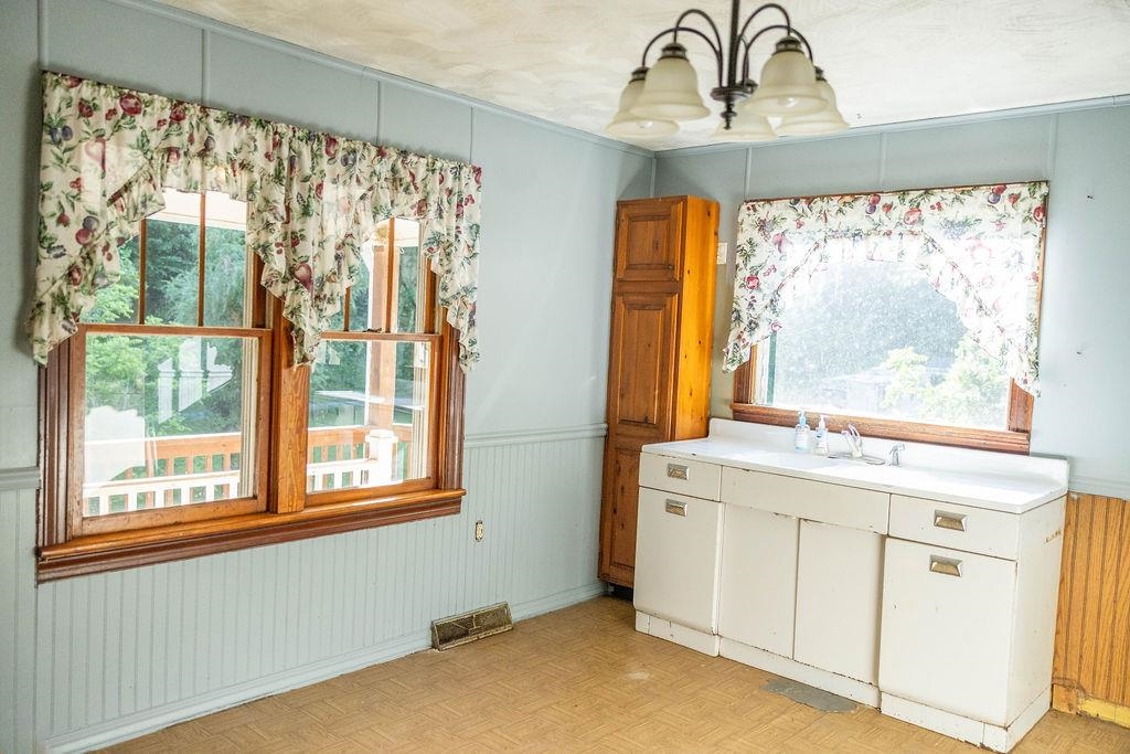 32 BACK HOLW, LEXINGTON, Virginia 24450, 2 Bedrooms Bedrooms, ,1 BathroomBathrooms,Residential,32 BACK HOLW,677823 MLS # 677823 32 BACK HOLW, LEXINGTON, Virginia 24450, 2 Bedrooms Bedrooms, ,1 BathroomBathrooms,Residential,32 BACK HOLW,677823 MLS # 677823